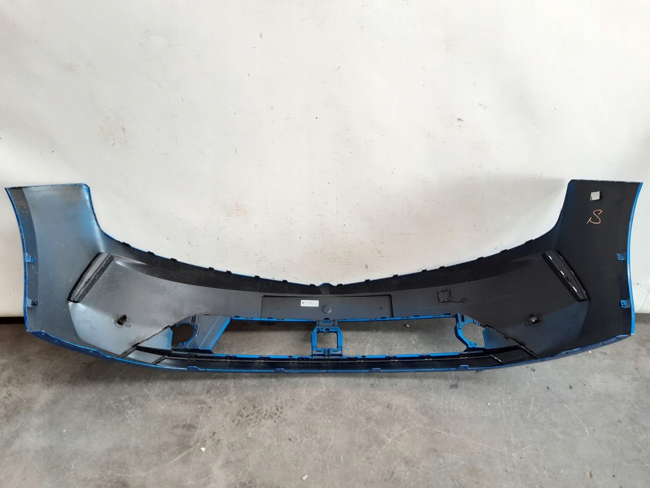 bumper front front Opel Astra L VI