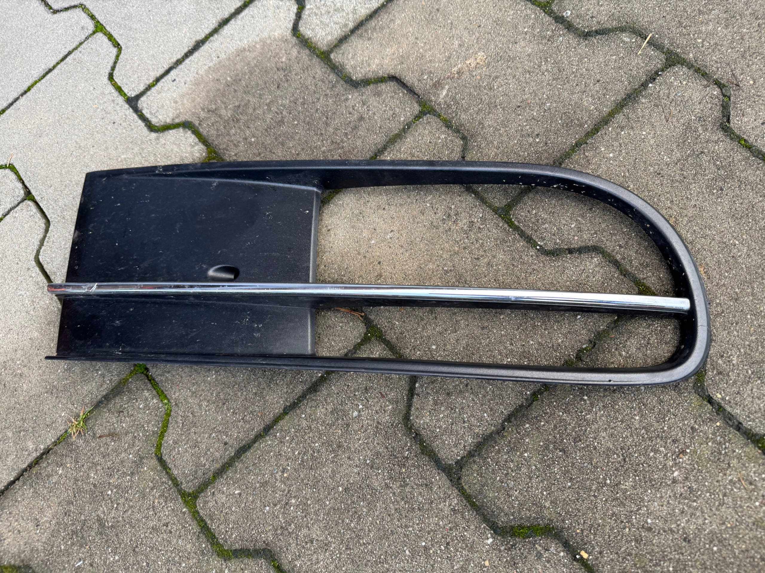 grid of a bumper right front right front VW BEETLE II 5C 5C5853666E