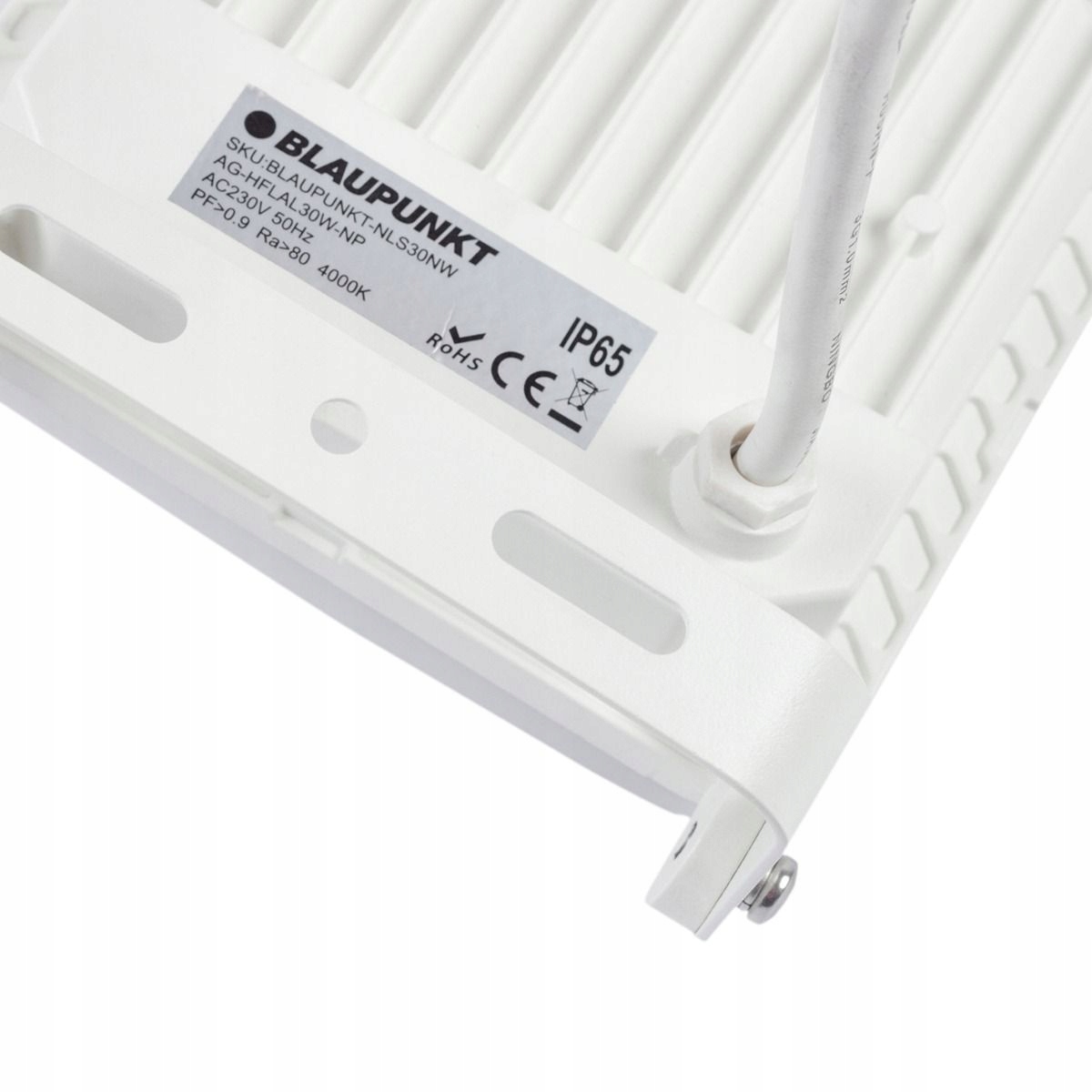 NAŚWIETLACZ LED 30W IP65 Z CZUJNIKIEM RUCHU I ZMIERZCHU I PILOTEM BLAUPUNKT Jasność 2400 lm