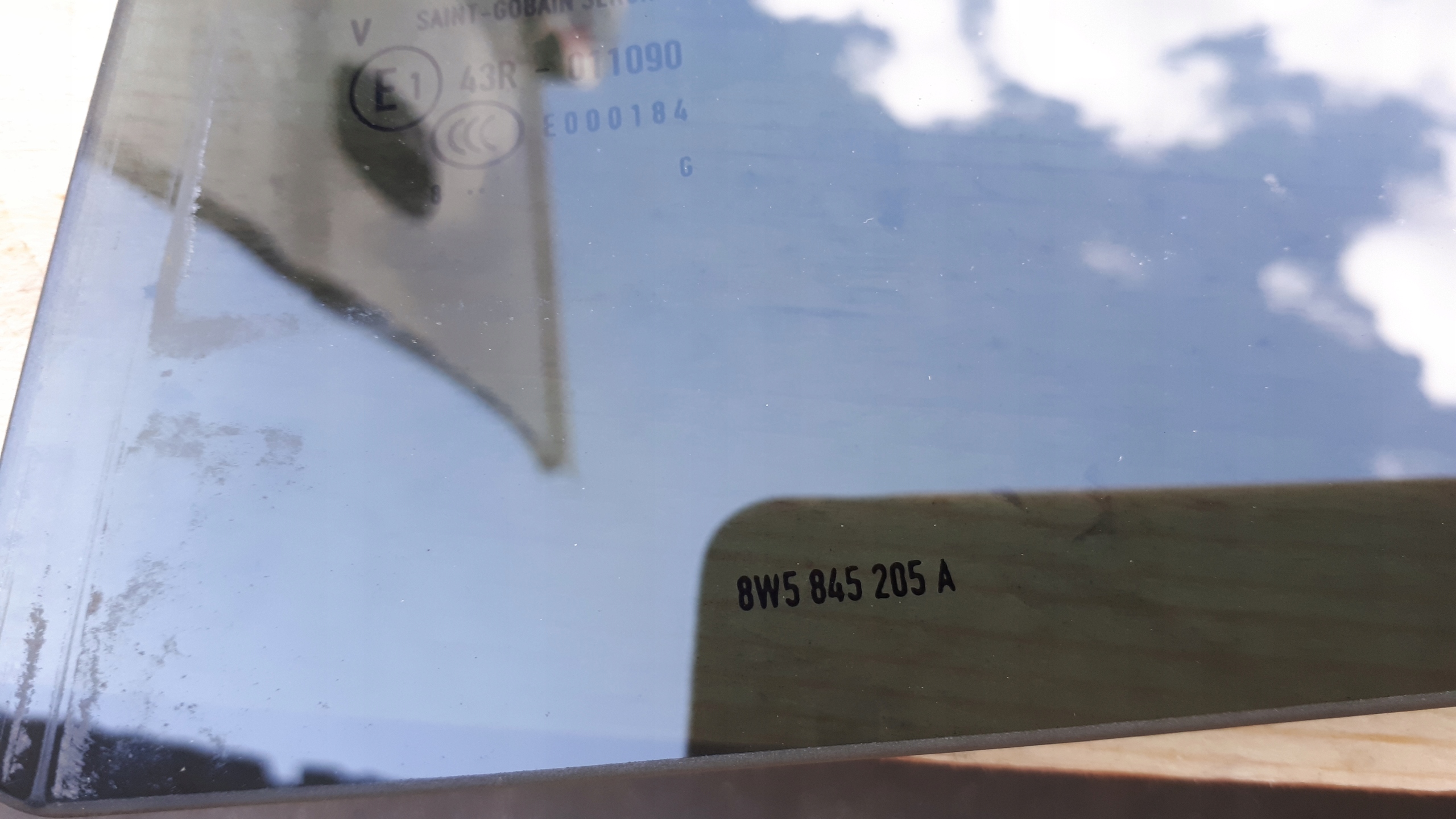 A4 B9 8W S4 window door left rear part sedan AS3 18R