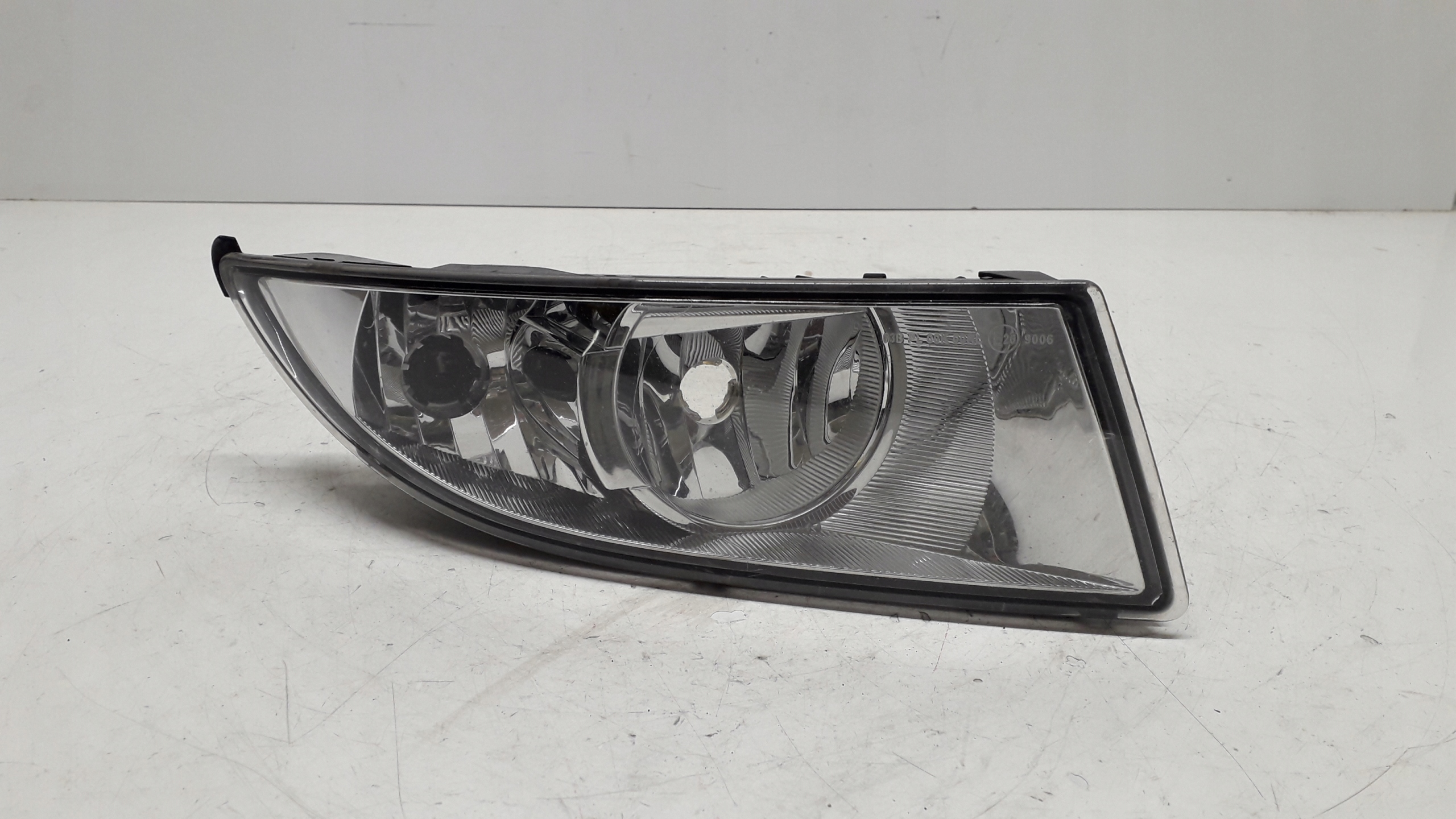 5J0941702B - SKODA FABIA 2 II LIFT ROOMSTER ГАЛОГЕН ПРАВЫЙ 5J0