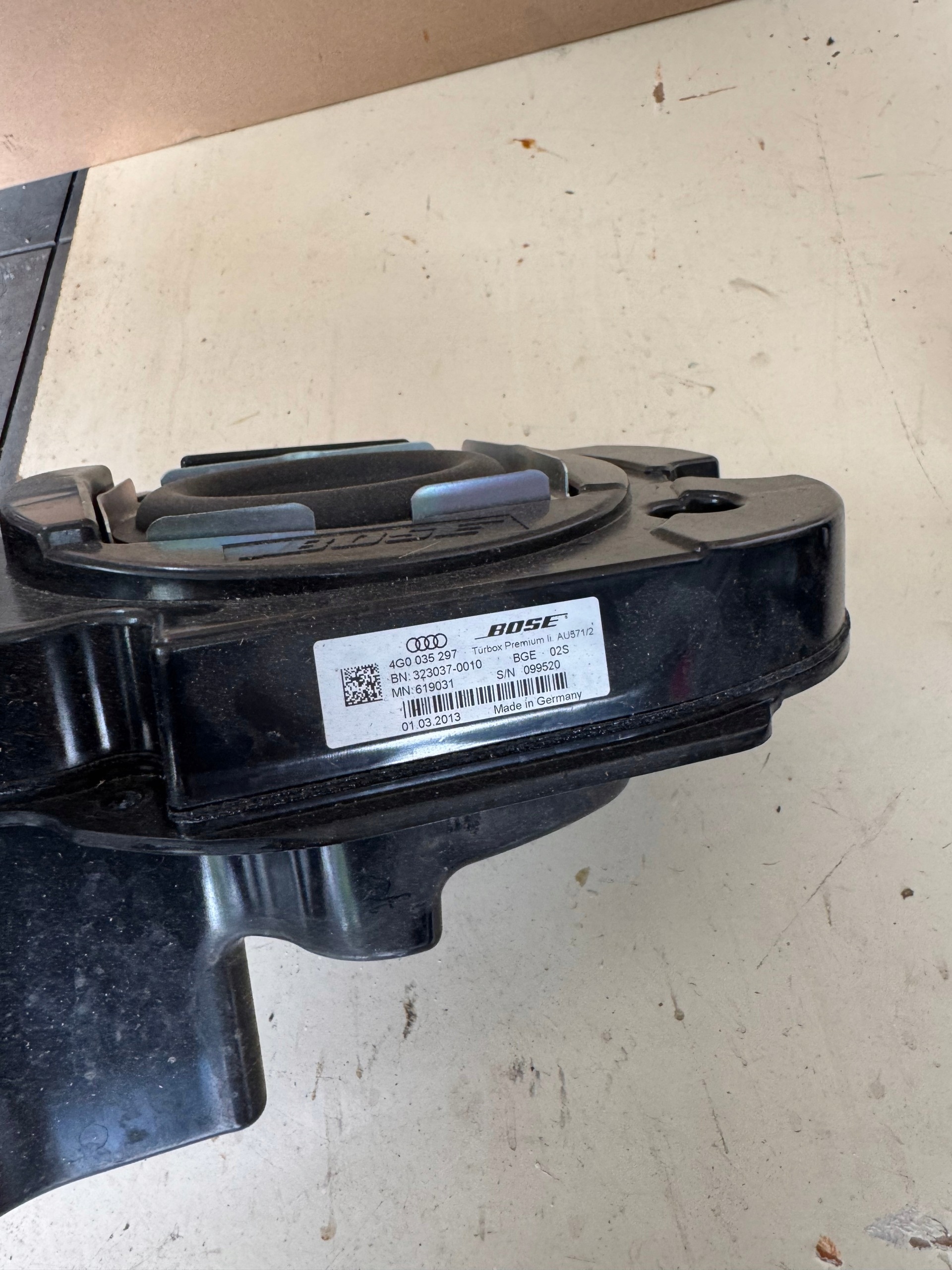 speaker door left front Bose Audi A6 C7 4G0035297