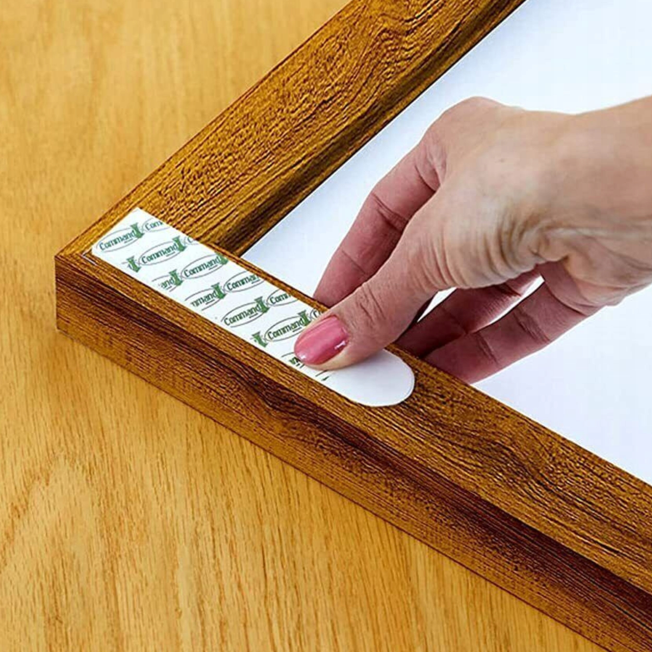 ZESTAW 4 PAR RZEPÓW SAMOPRZYLEPNYCH BEZINWAZYJNE BEZ NARZĘDZI Typ rzep