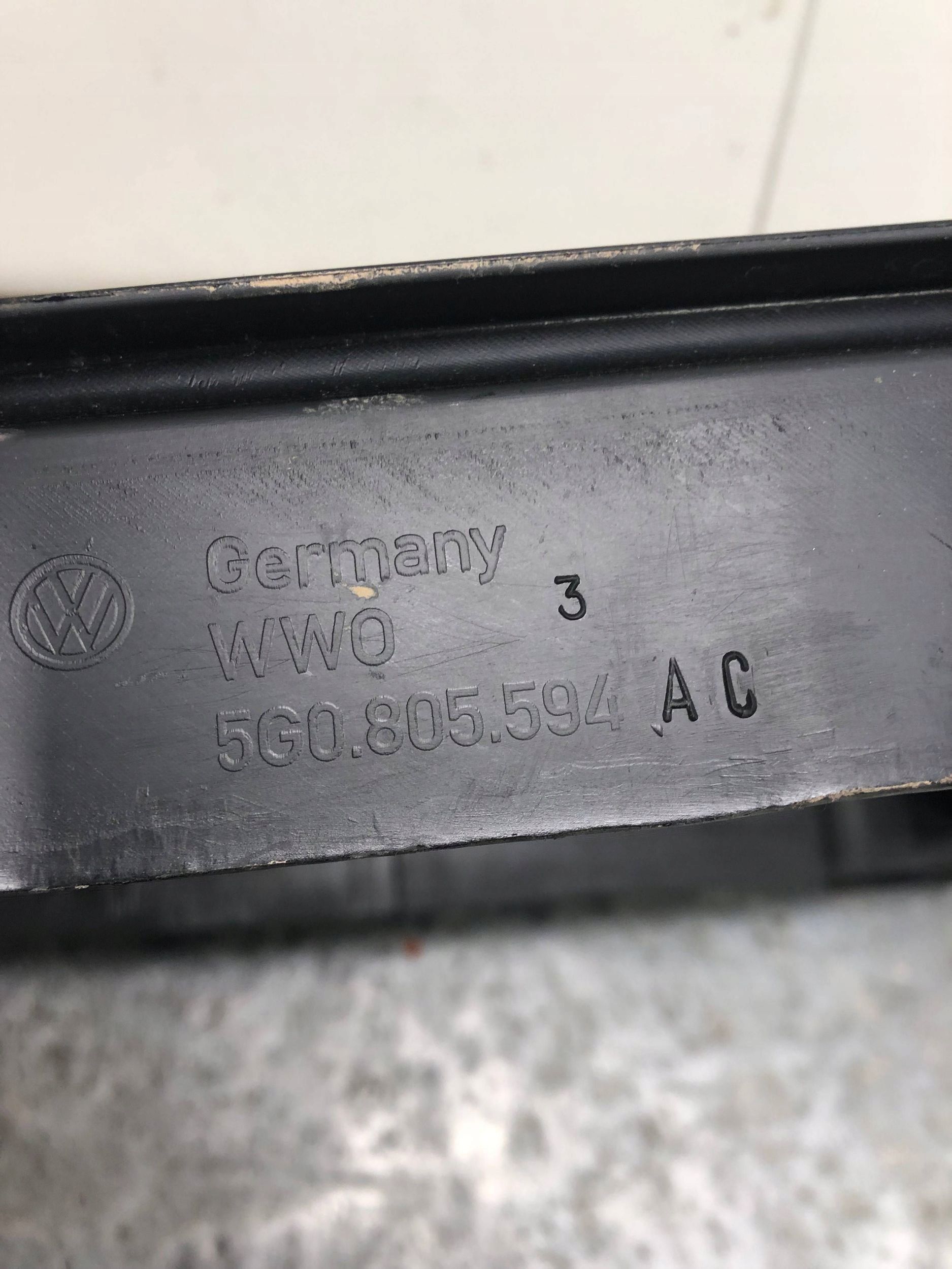 support panel for radiators pillar VW GOLF VII 5G0805594AC