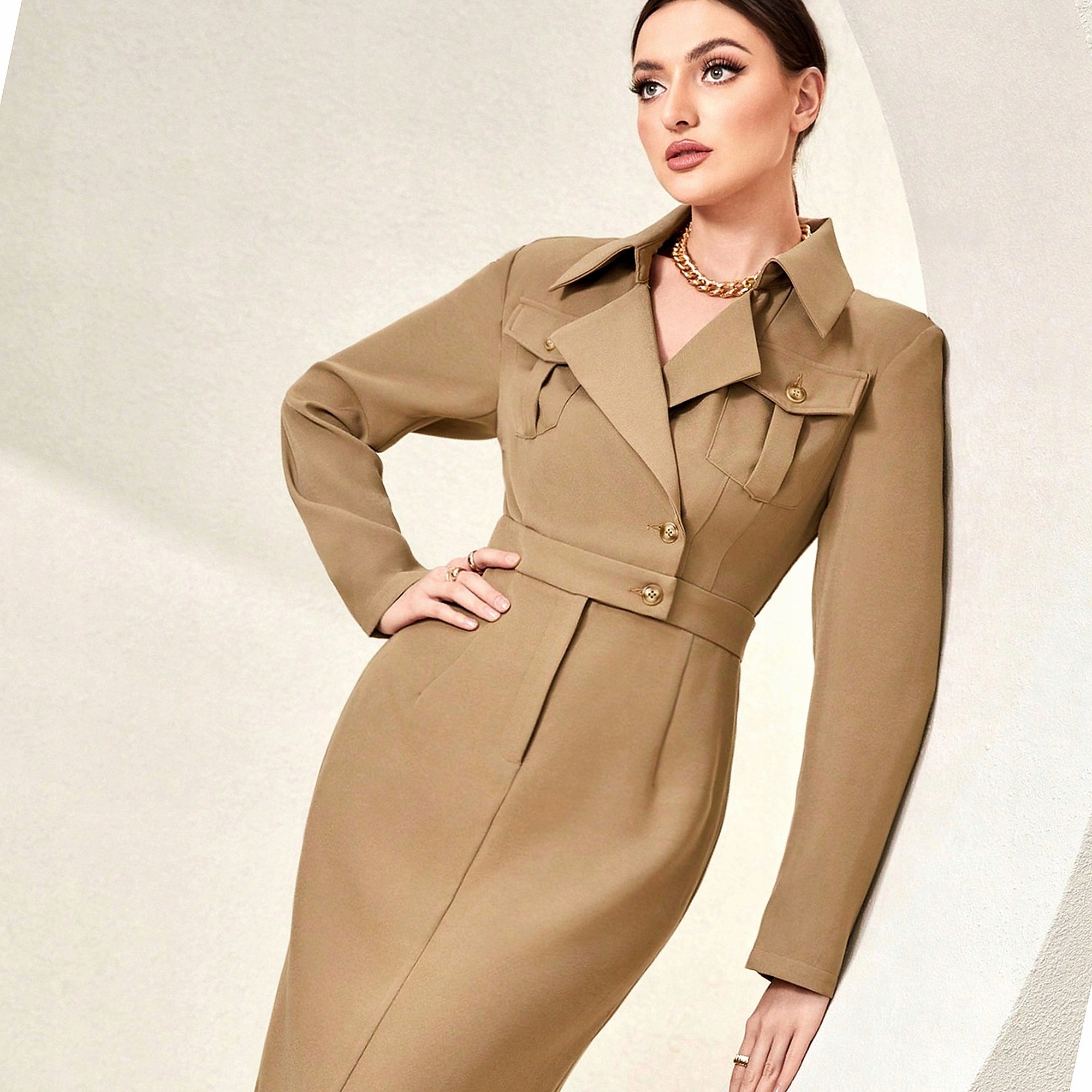 Šaty přizpůsobená kotníkům Čokoládová s límcem Elegantní L 40