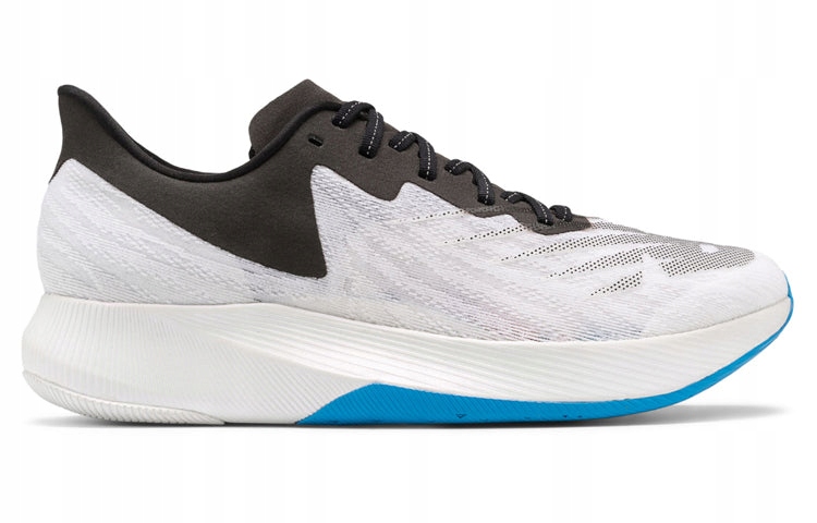 Dámské běžecké boty New Balance FuelCell Tc Wrcxwm vel. 37.5 startovní