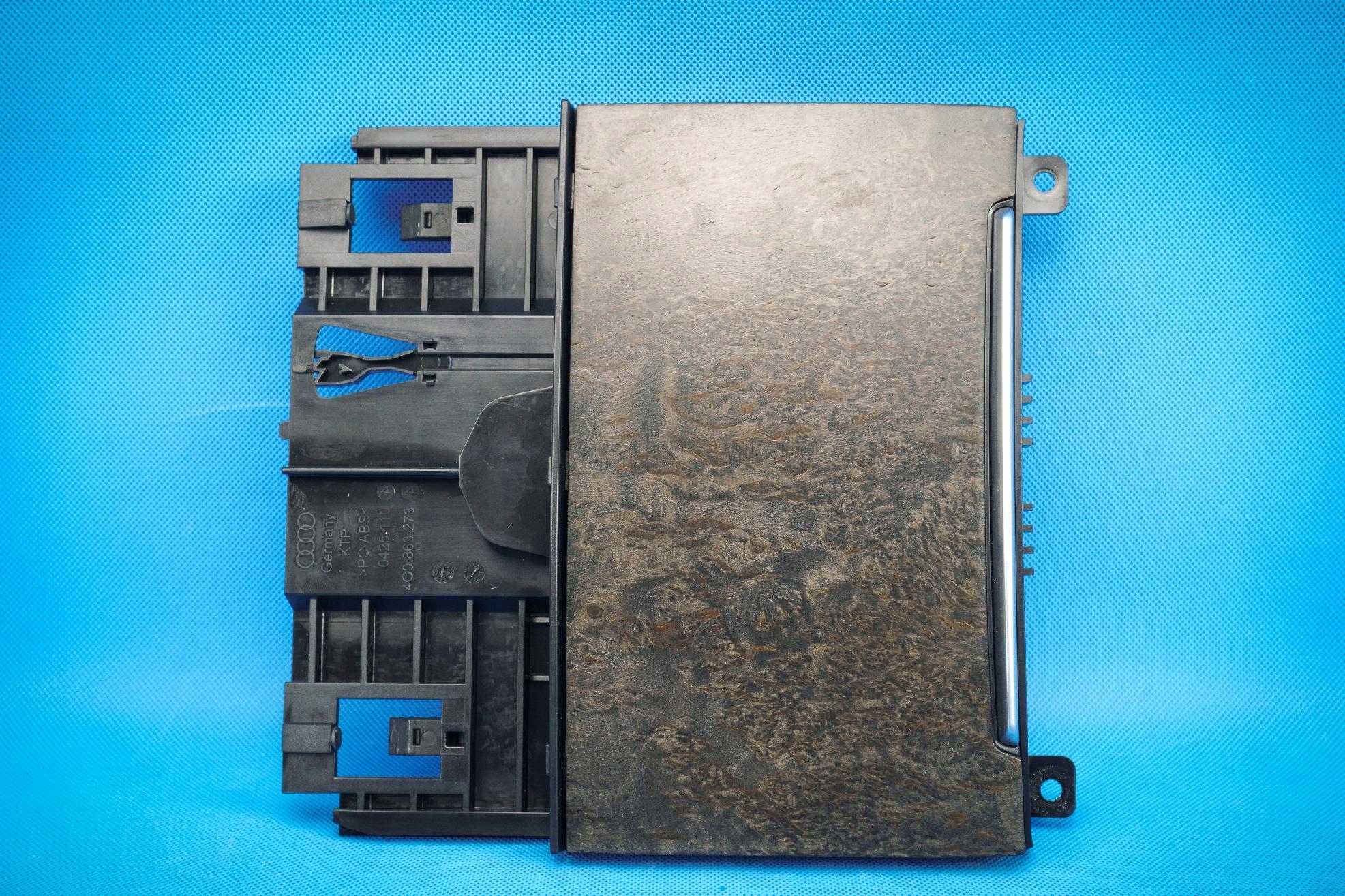 moulding dekor passenger compartments Audi A6 S6 A7 4G0863440BE ND8