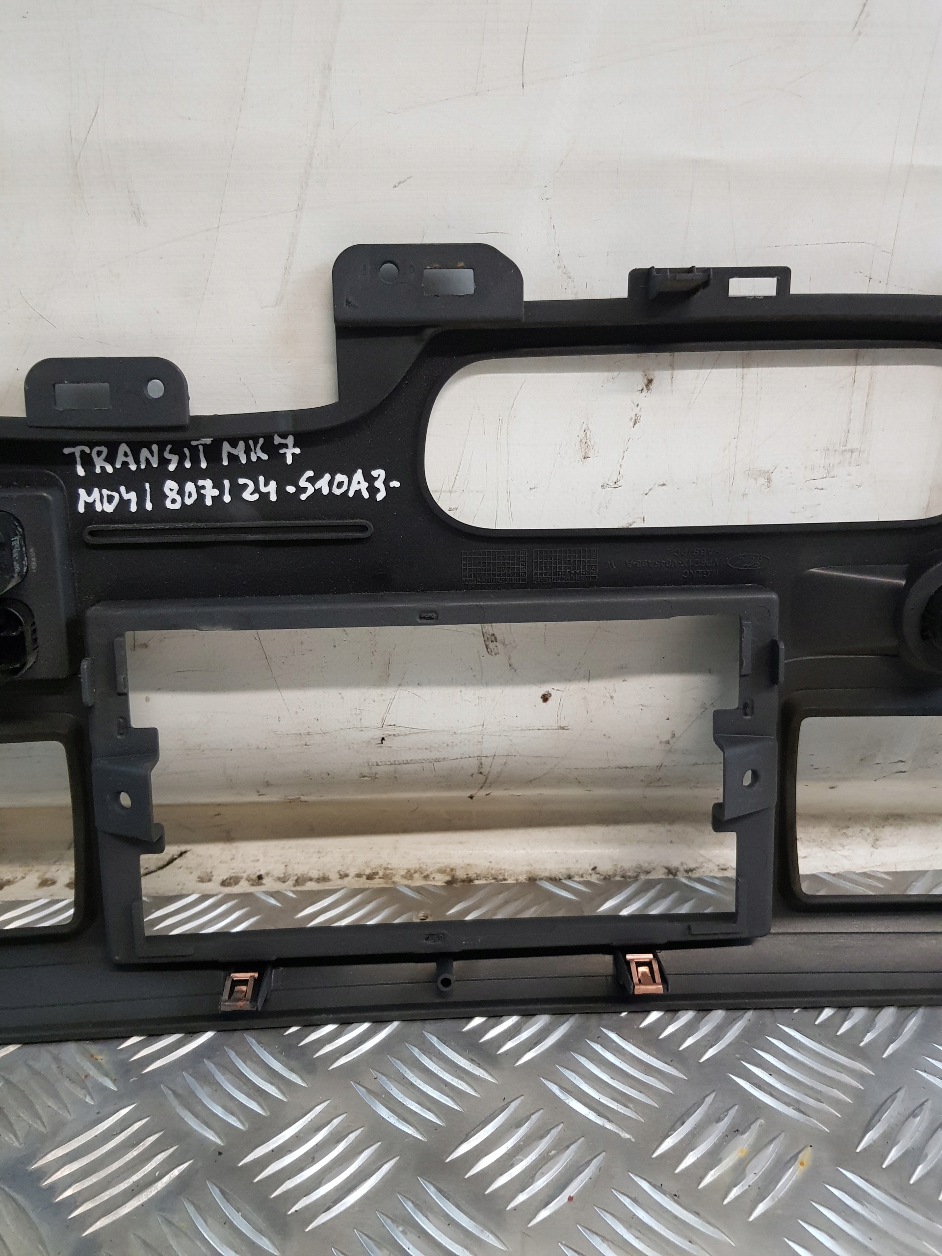 FORD TRANSIT MK7 console frame central+levers