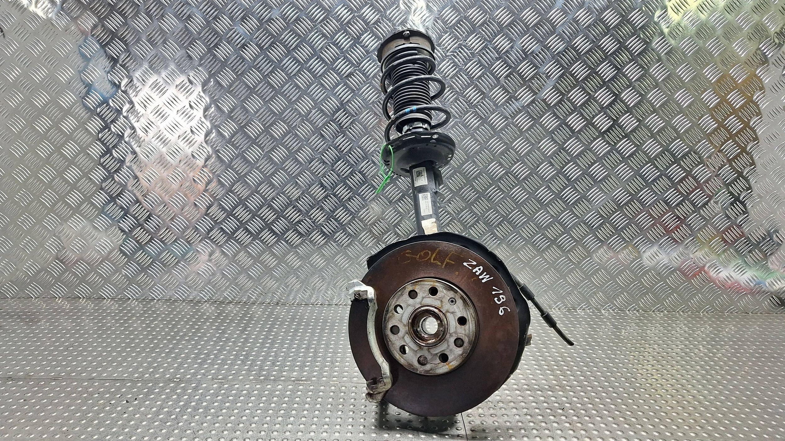 swing shock absorber left front 5WA407255 LEON IV GOLF VIII A3 8Y 1.5 TSI