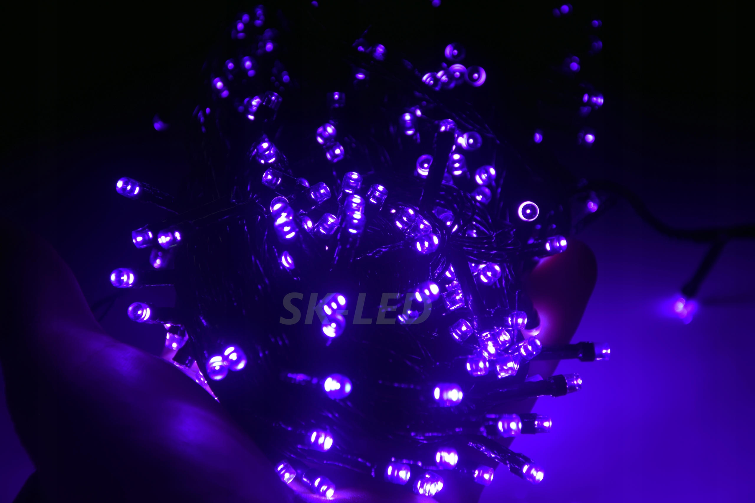 LAMPKI CHOINKOWE LED ZEWNĘTRZNE FIOLETOWE 200 LED Marka Ledlights