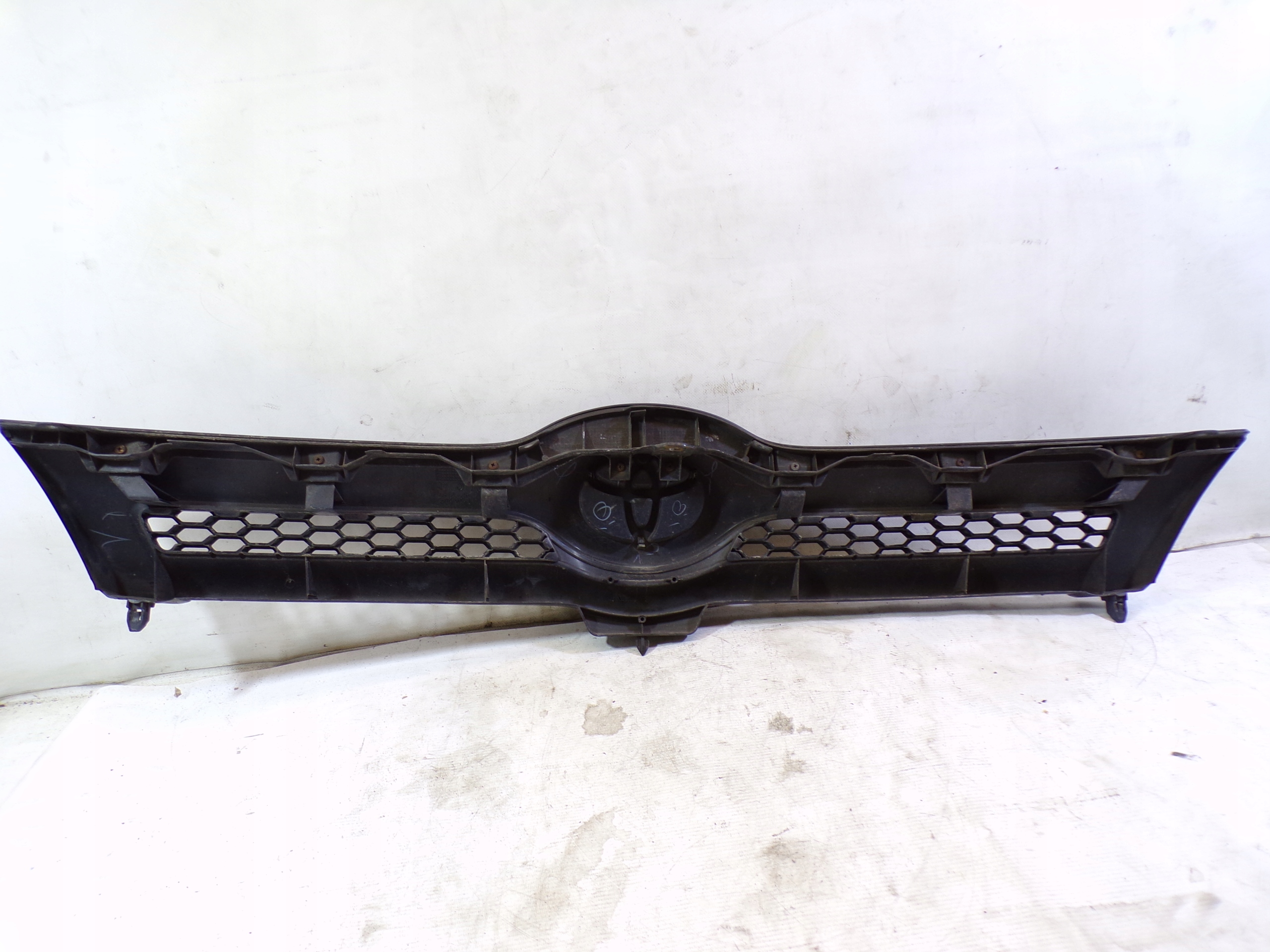 grill grille radiator TOYOTA COROLLA VERSO 2 II