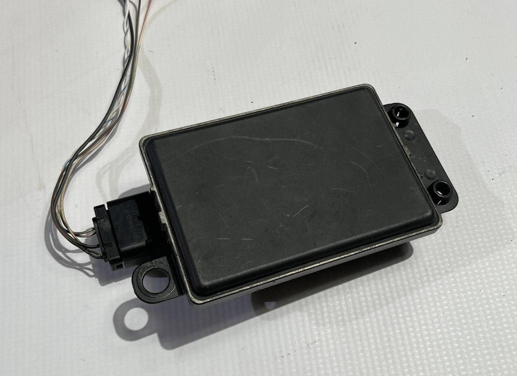 Radar Sensor tempomatu aktywnego distronic Ford Flex 2013