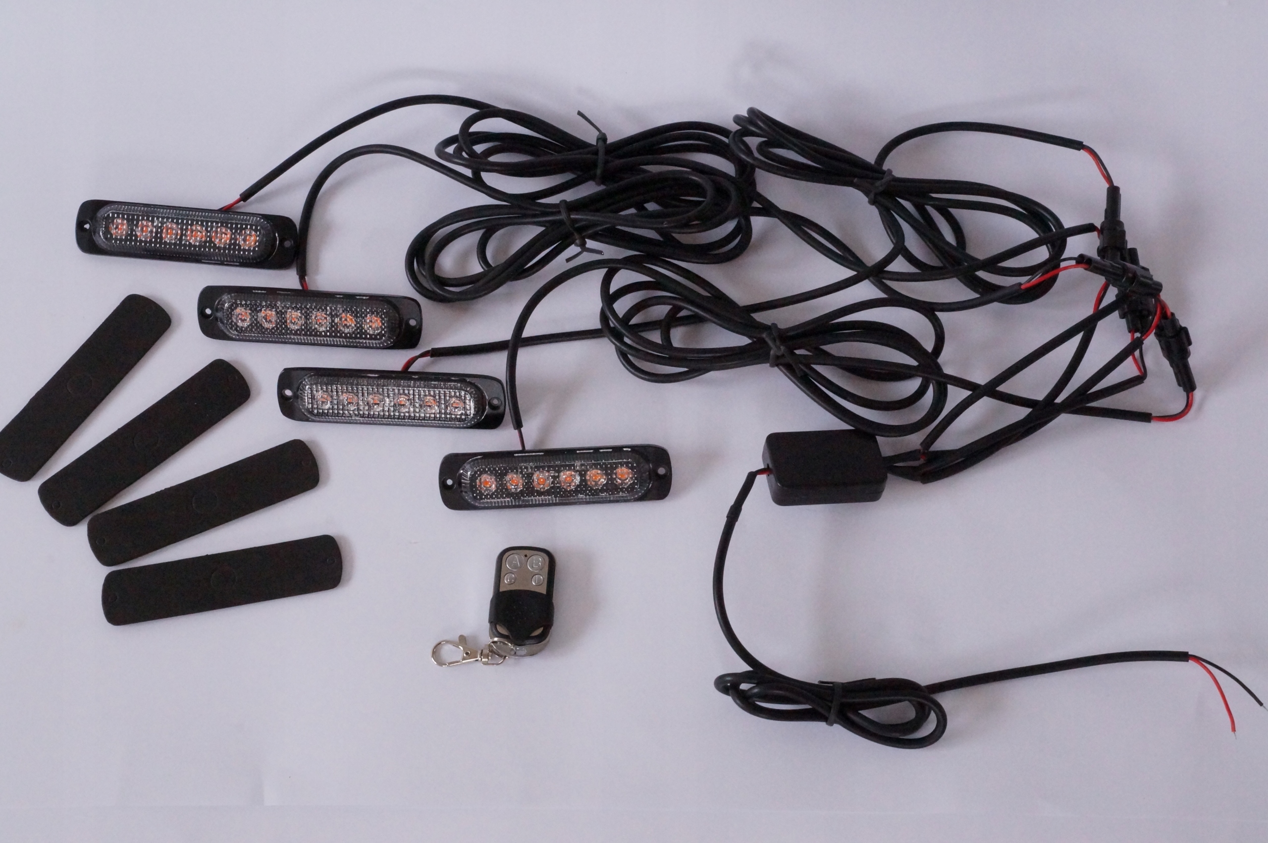 7 - СВІТЛОДІОДНА ЛАМПА СТРОБОСКОП ПОМАРАНЧЕВИЙ 4 X 6 ПУЛЬТ ДИСТАНЦІЙНОГО КЕРУВАННЯ