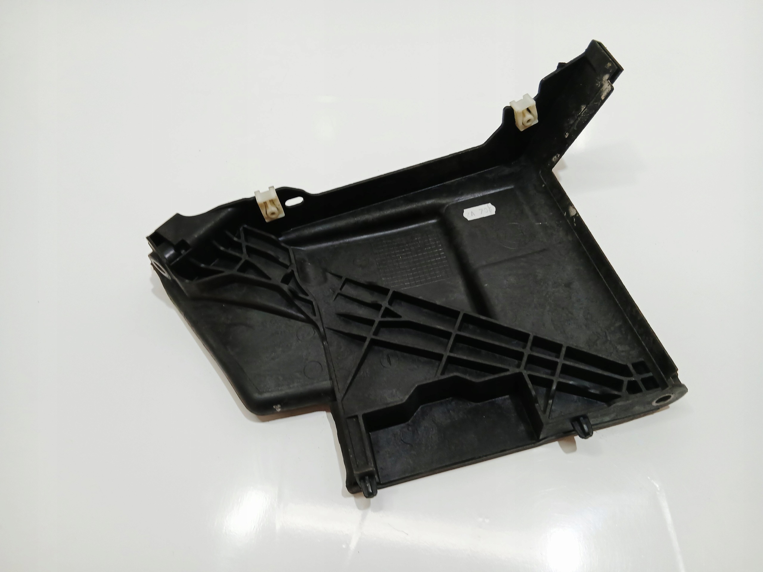 držiak Obal akumulátora BMW X1 F48 7419826