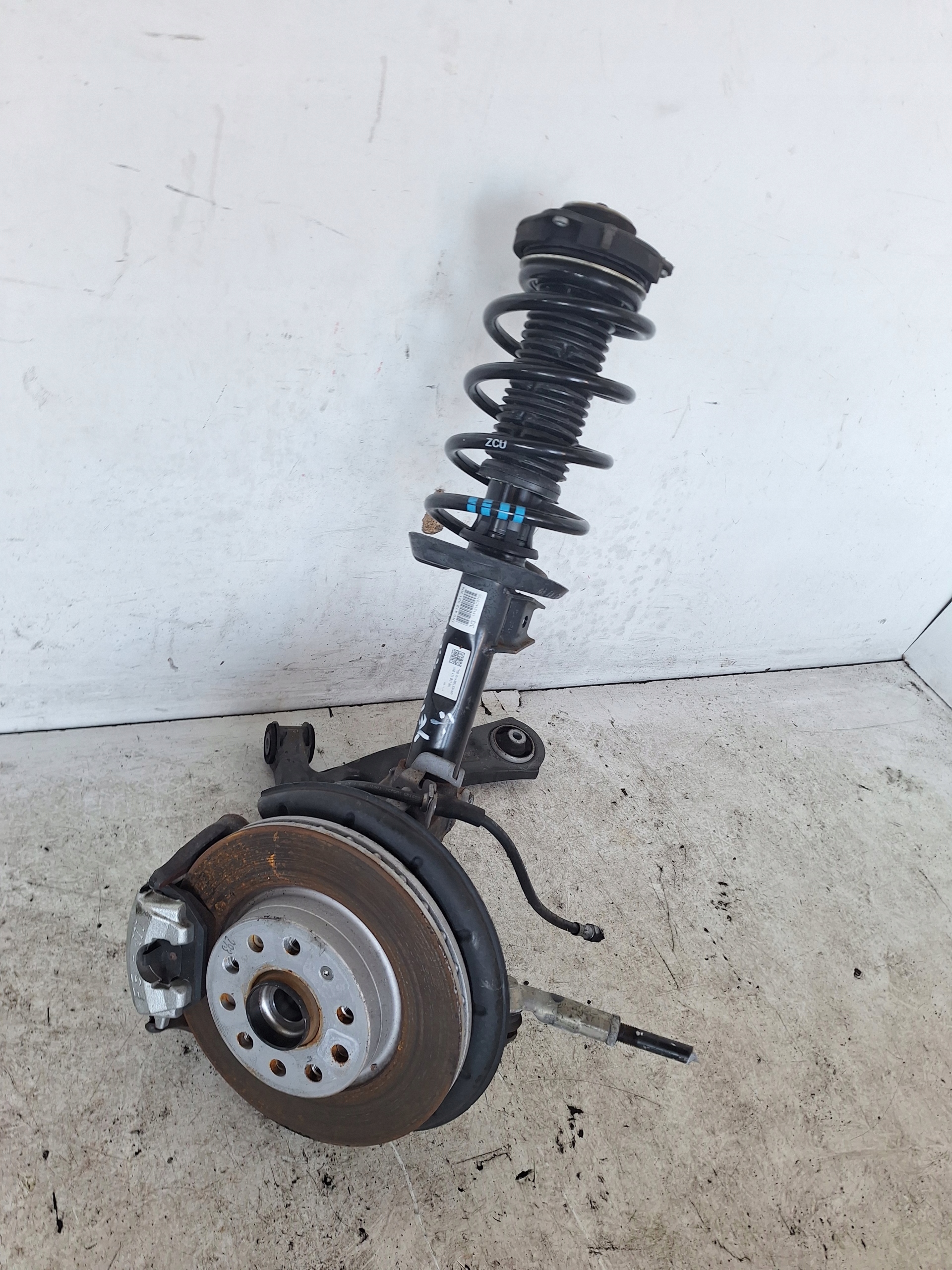 SKODA YETI 5L LIFT 13-17 MACPHERSON swing left 1.2 TSI CBZ DSG