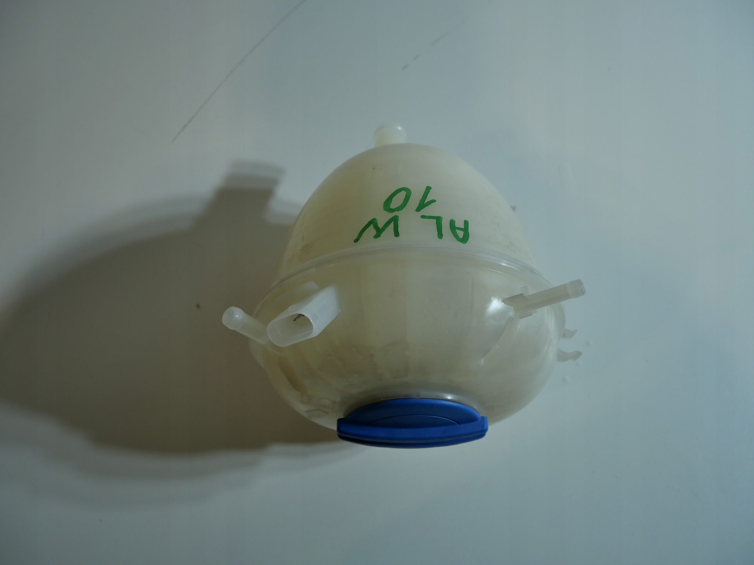 VW T6 water tank 7E0121407B