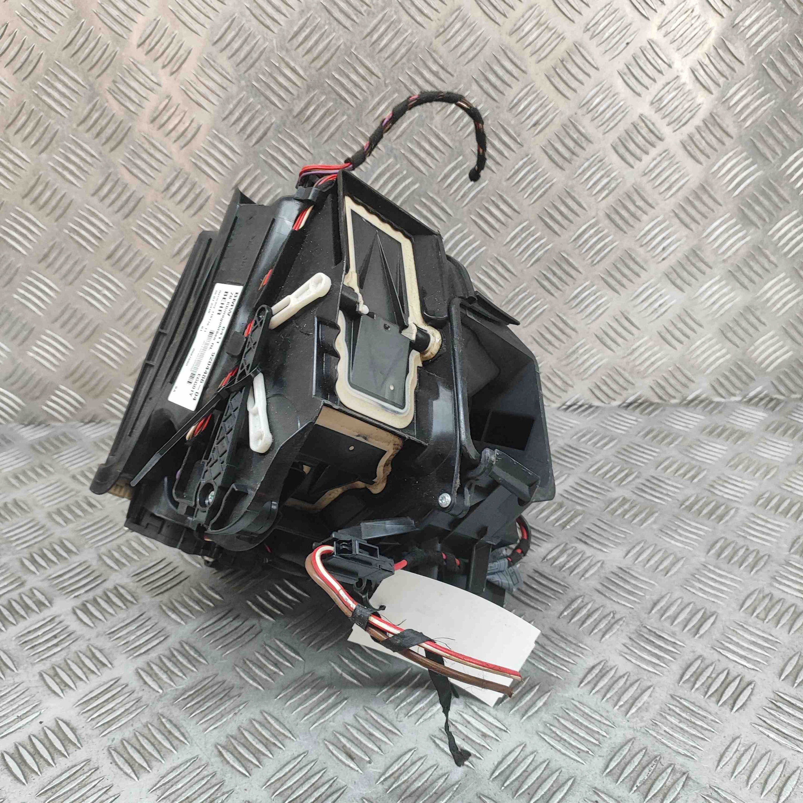 BMW 5 GT F07 2010 радиатор отопителя / комплект