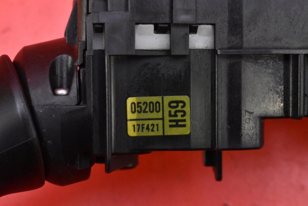 MANETKA switch indicators 17F373 TOYOTA VERSO 1 and 09-13
