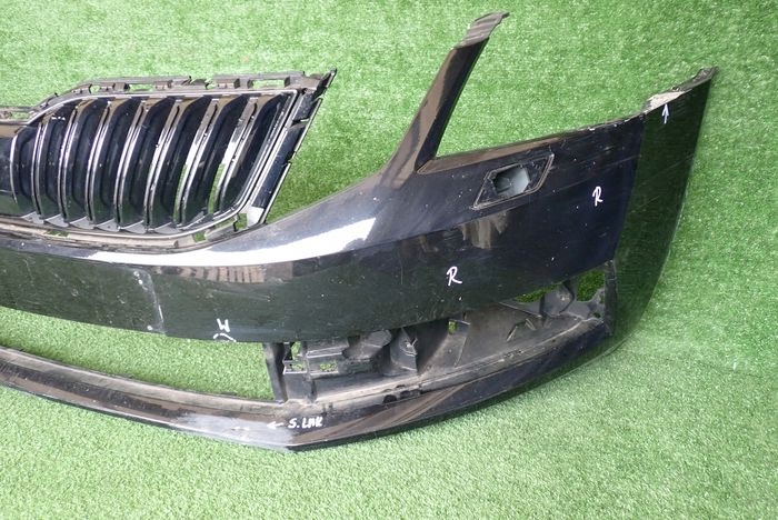SKODA OCTAVIA III LIFT 17- nárazník přední předek