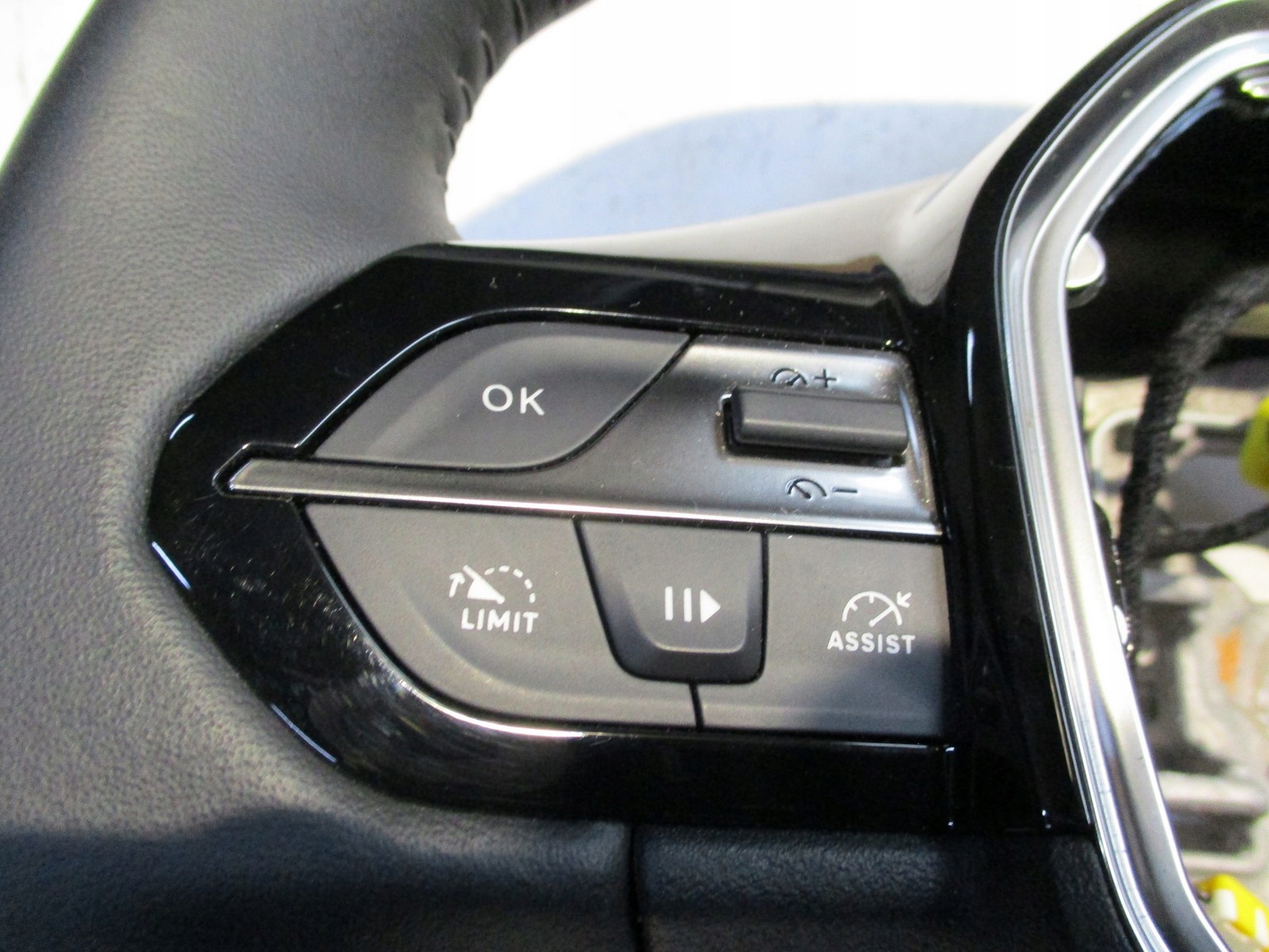 lenkrad PEUGEOT 408
