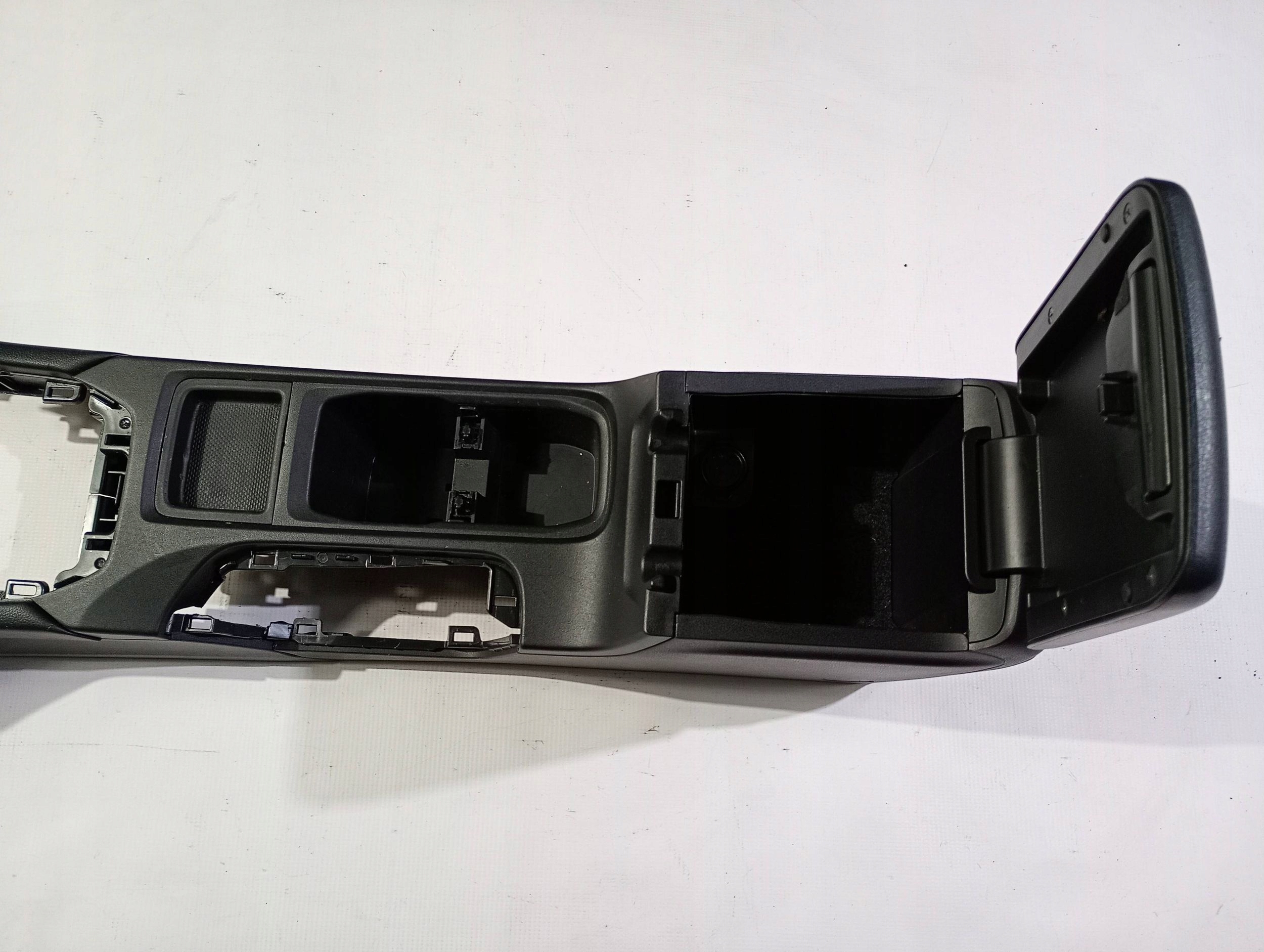 Tunel central armrest cup holder Subaru WRX VB II 2022