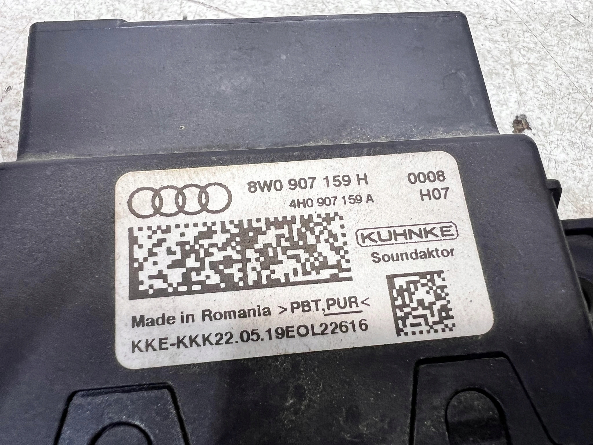 module control unit DZWIEKU AUDI A4 B9 A5 8W0907159H