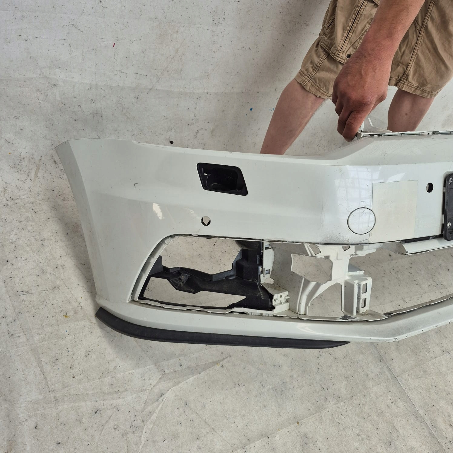 VW POLO V GTI LIFT 14-17 bumper front front PDC 6C0807221H + washers