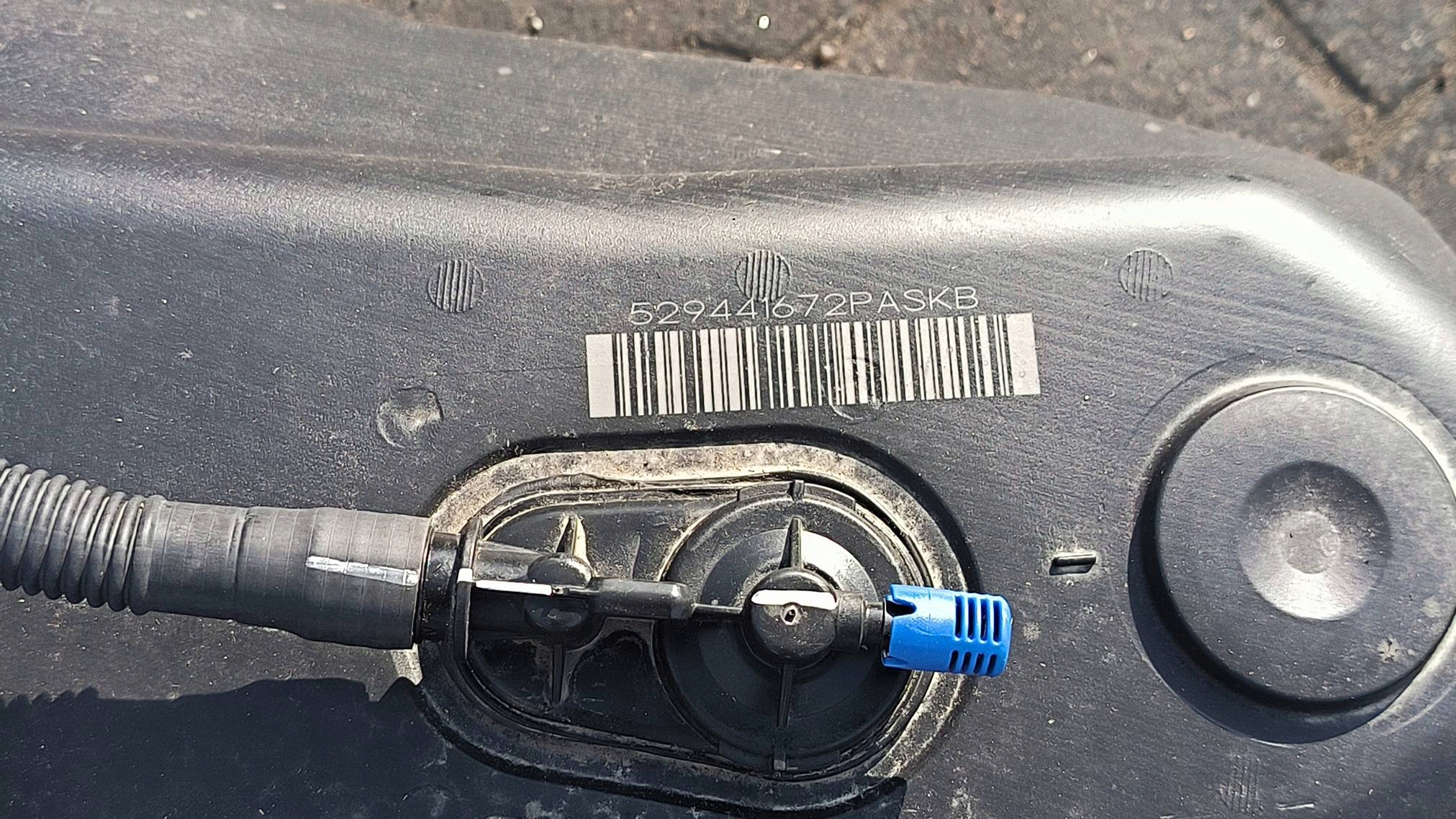 Behälter ADBLUE 3Q0131877D VOLKSWAGEN PASSAT B8