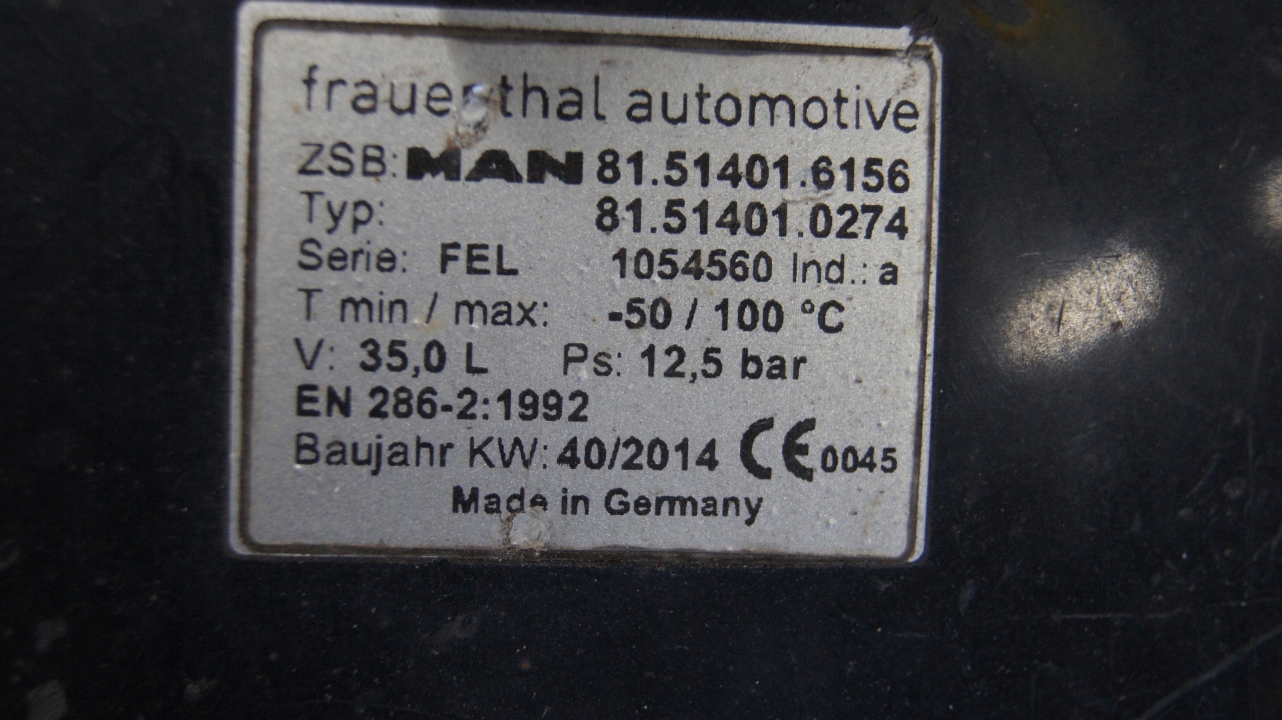 OSUSZACZ ZBIORNIK POWIETRZA 35 L MAN TGX TGA TGS Part manufacturer MAN original OE