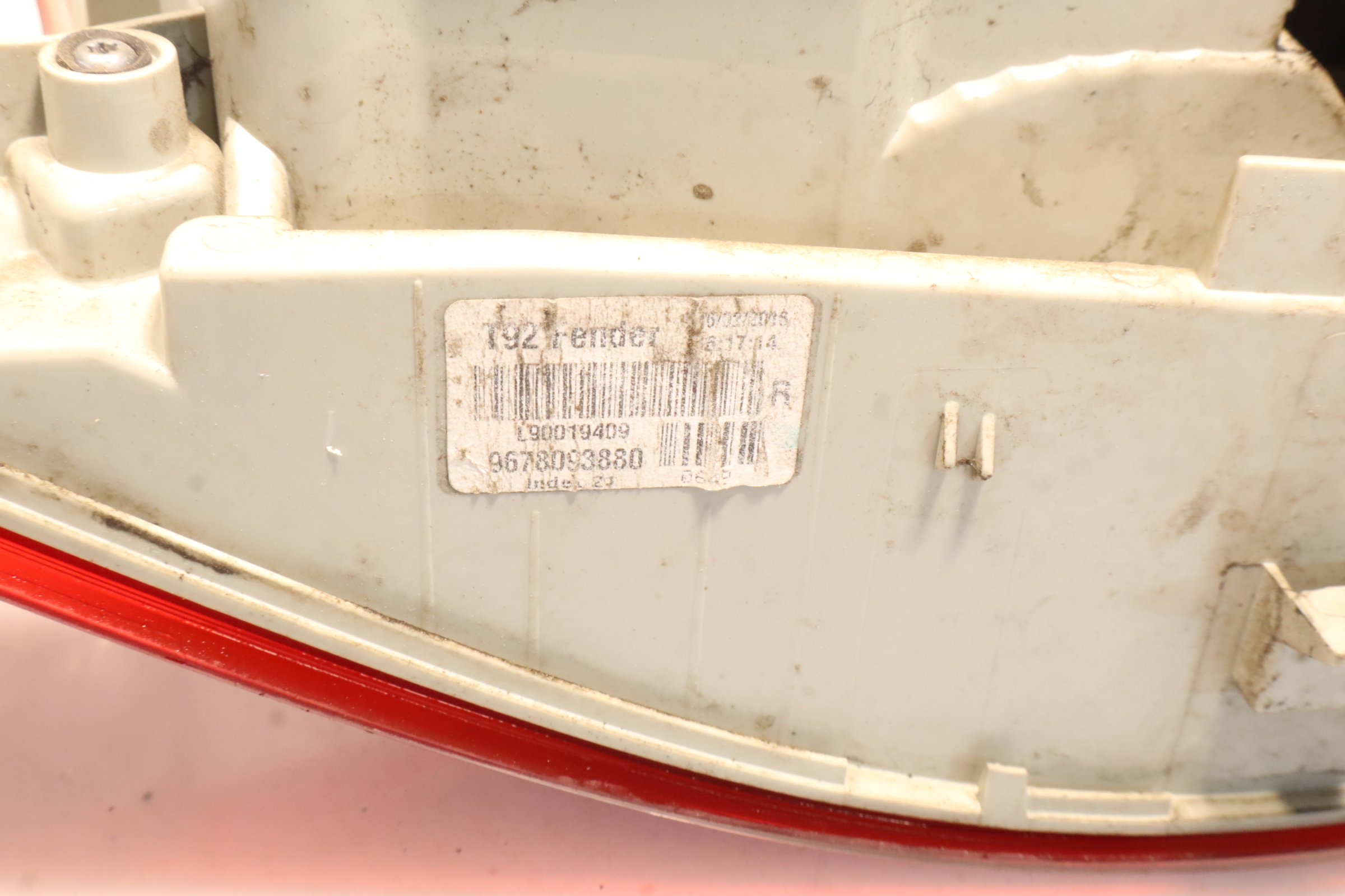 LAMPA PRAWA TYLNA PEUGEOT 308 II kombi Wersja Europejska