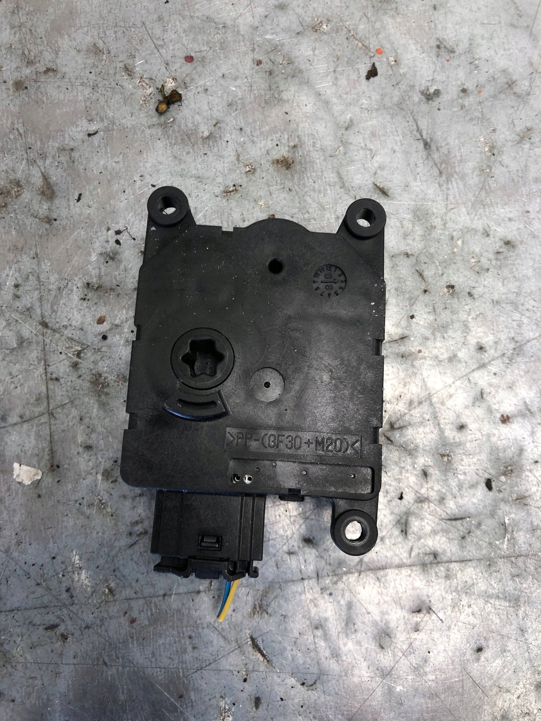 Micro moteur Bloc de chauffage complet MERCEDES A-KLASA W169 A1698203042