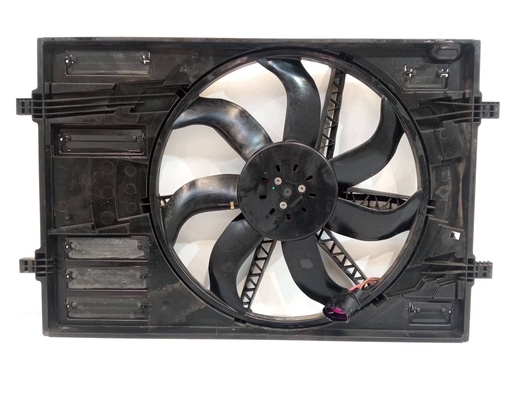 ventilátor chladiče 1.0 TSI 6F 2Q0121203K Seat Ibiza V (2017-)