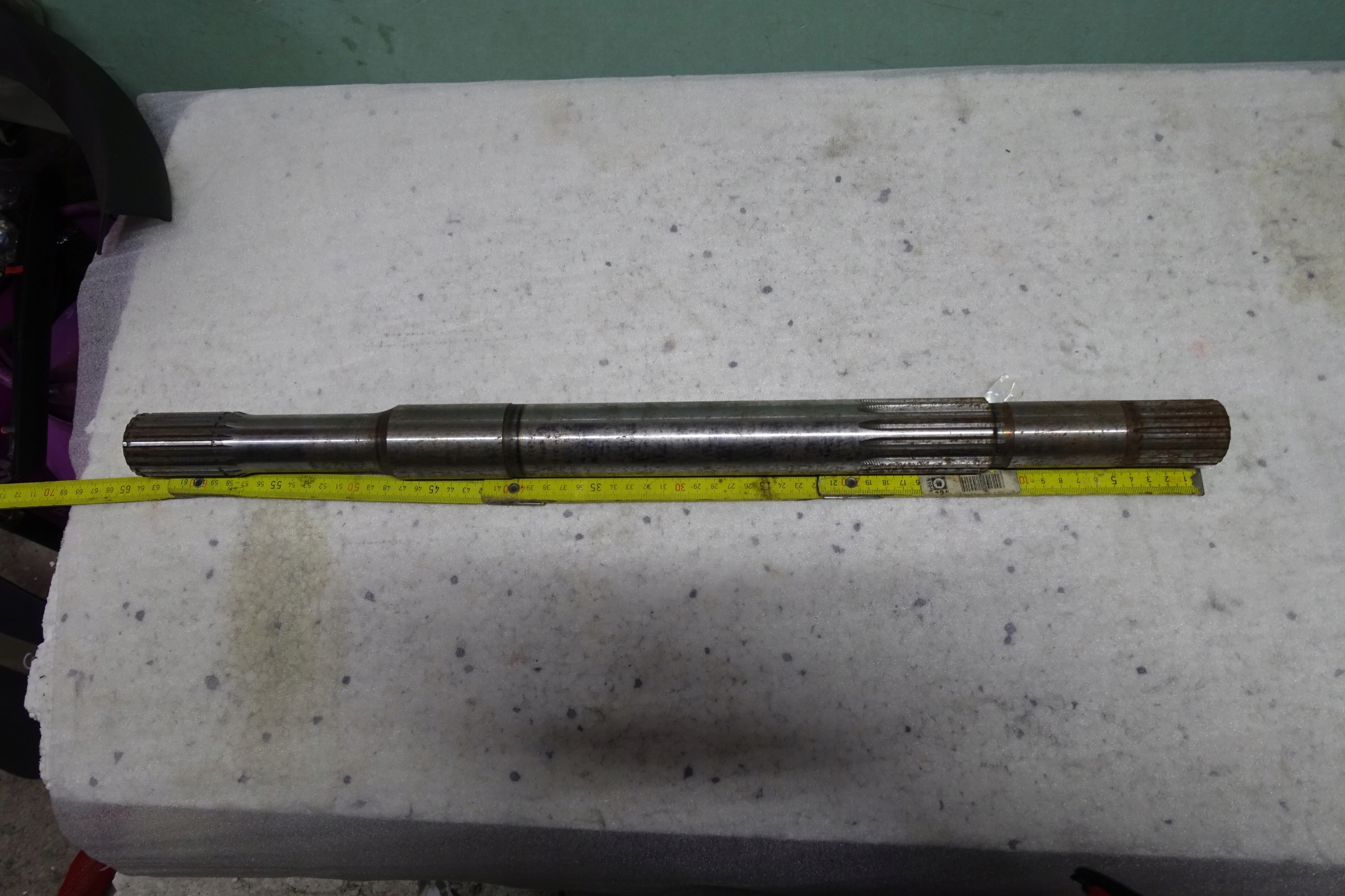 Вал стержень привод 640 мм вал ось