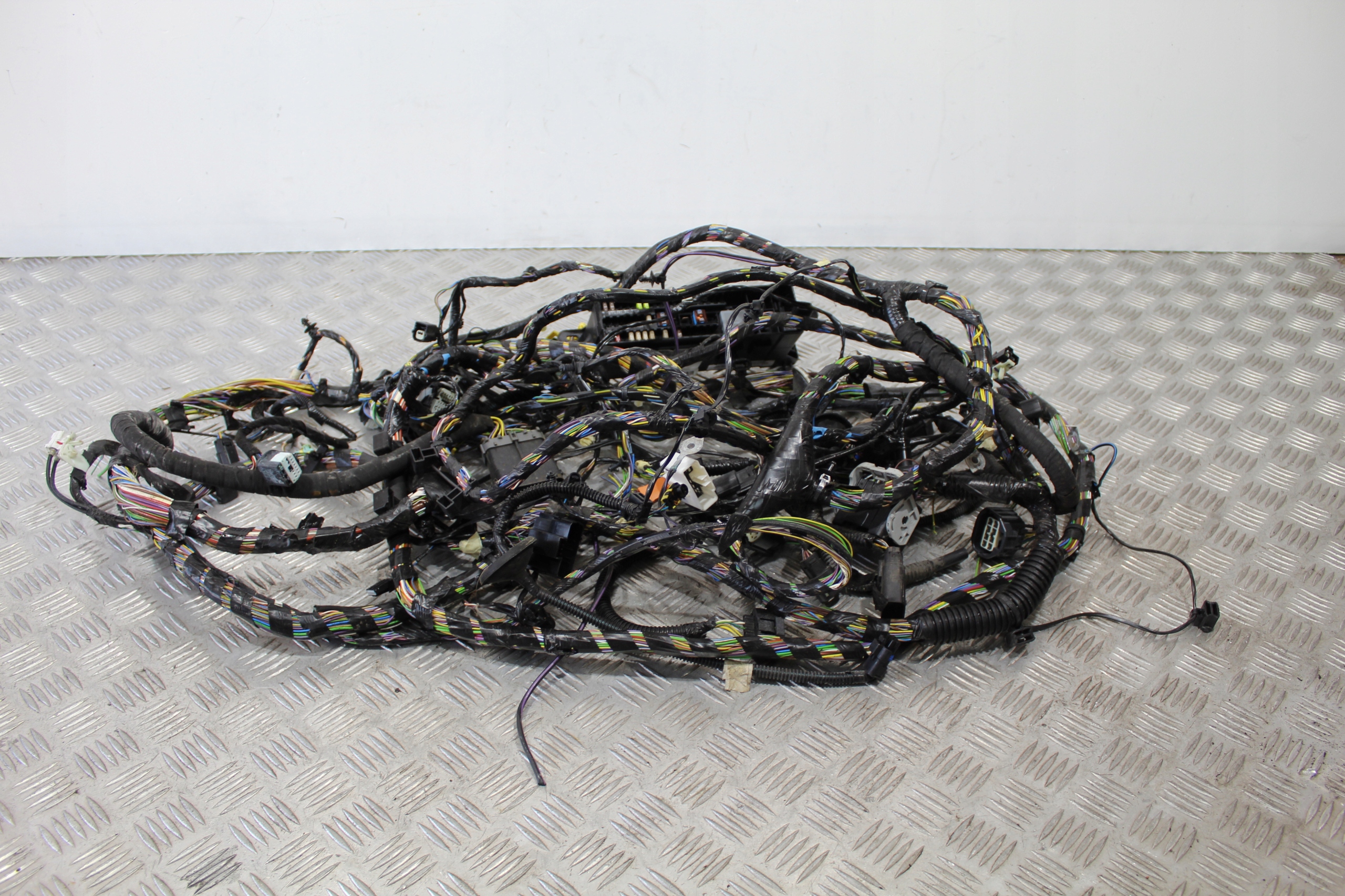 bundle electrical of the interior TYLU FORD KUGA MK2