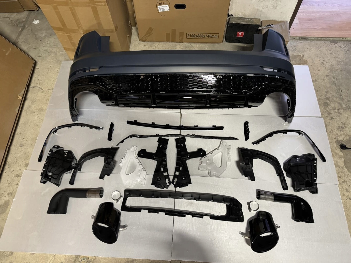 Zderzak tylny tył AUDI Q8 18+ w stylu RSQ8 EAN (GTIN) 0753951129442