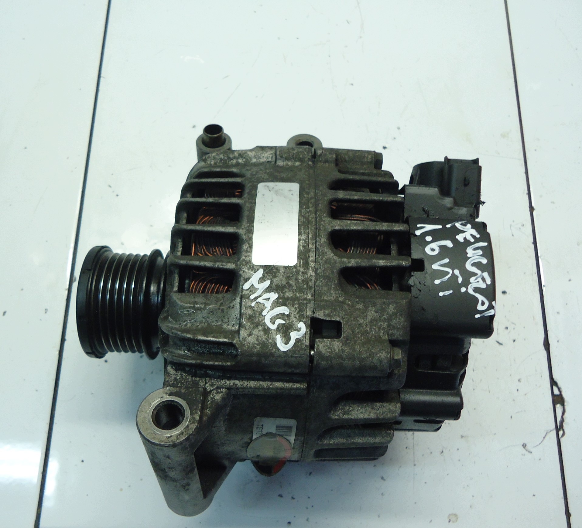 MINI R55 R56 1.6 VTI alternátor