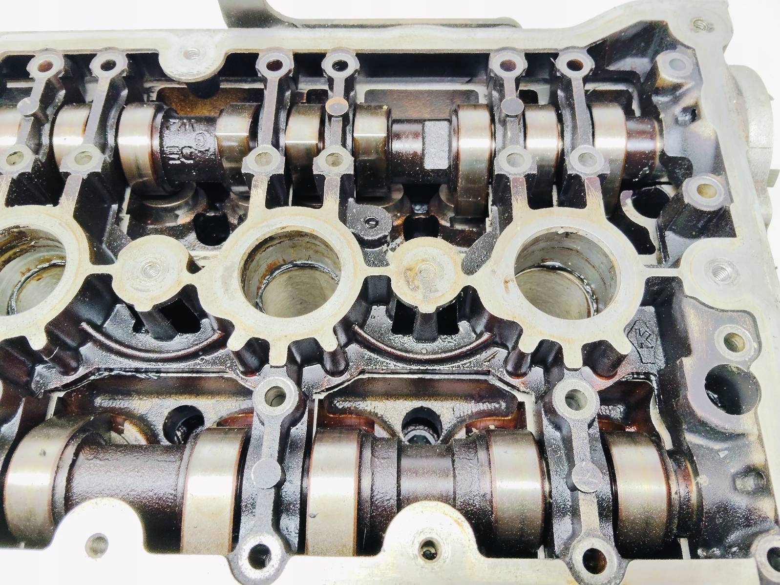 TESTATA Audi A4 B6 2.0 20V 06B103373AM