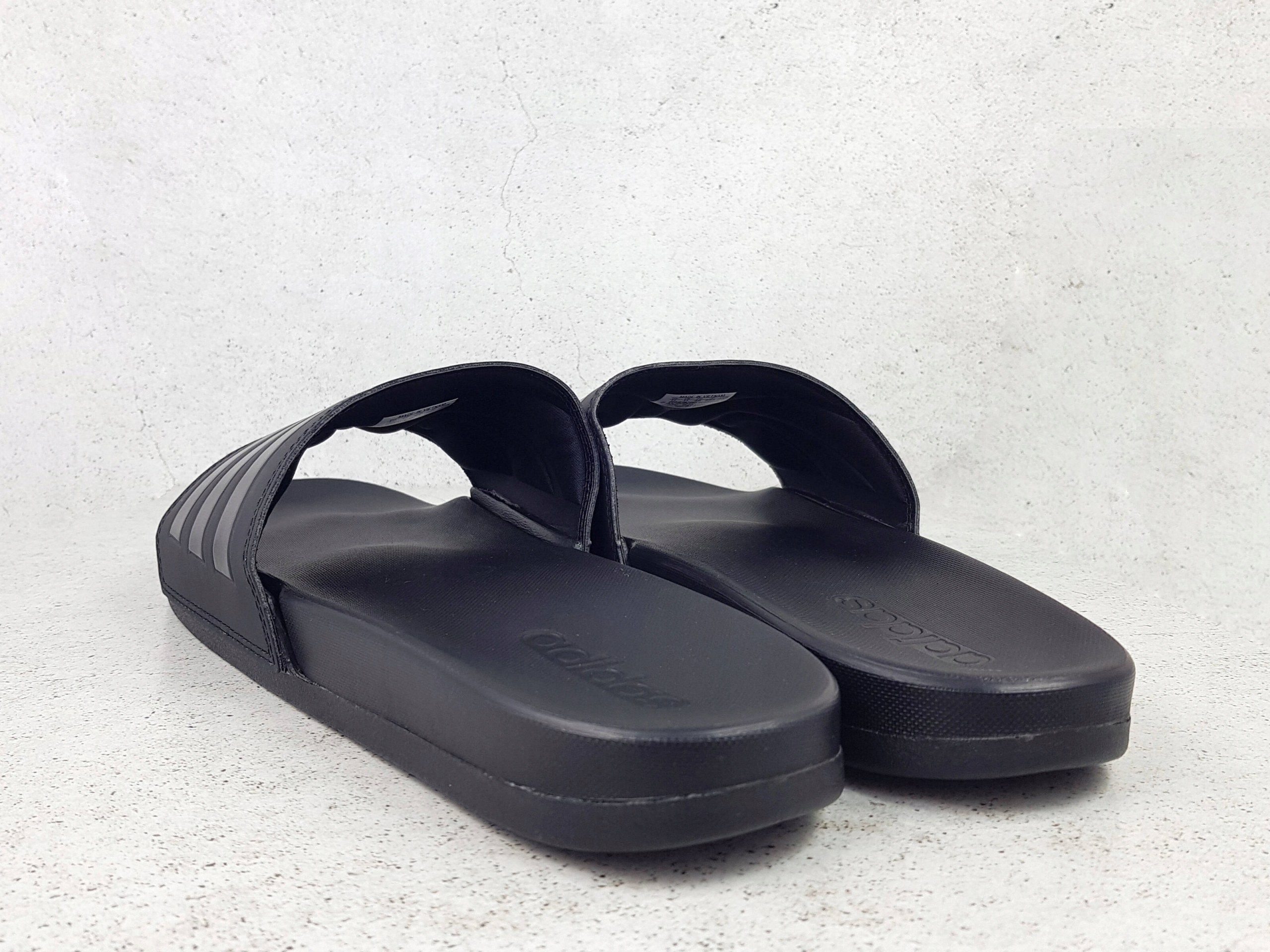 ADIDAS ADILETTE COMFORT GZ5896 KLAPKI BASEN PLAŻA Fason klapki