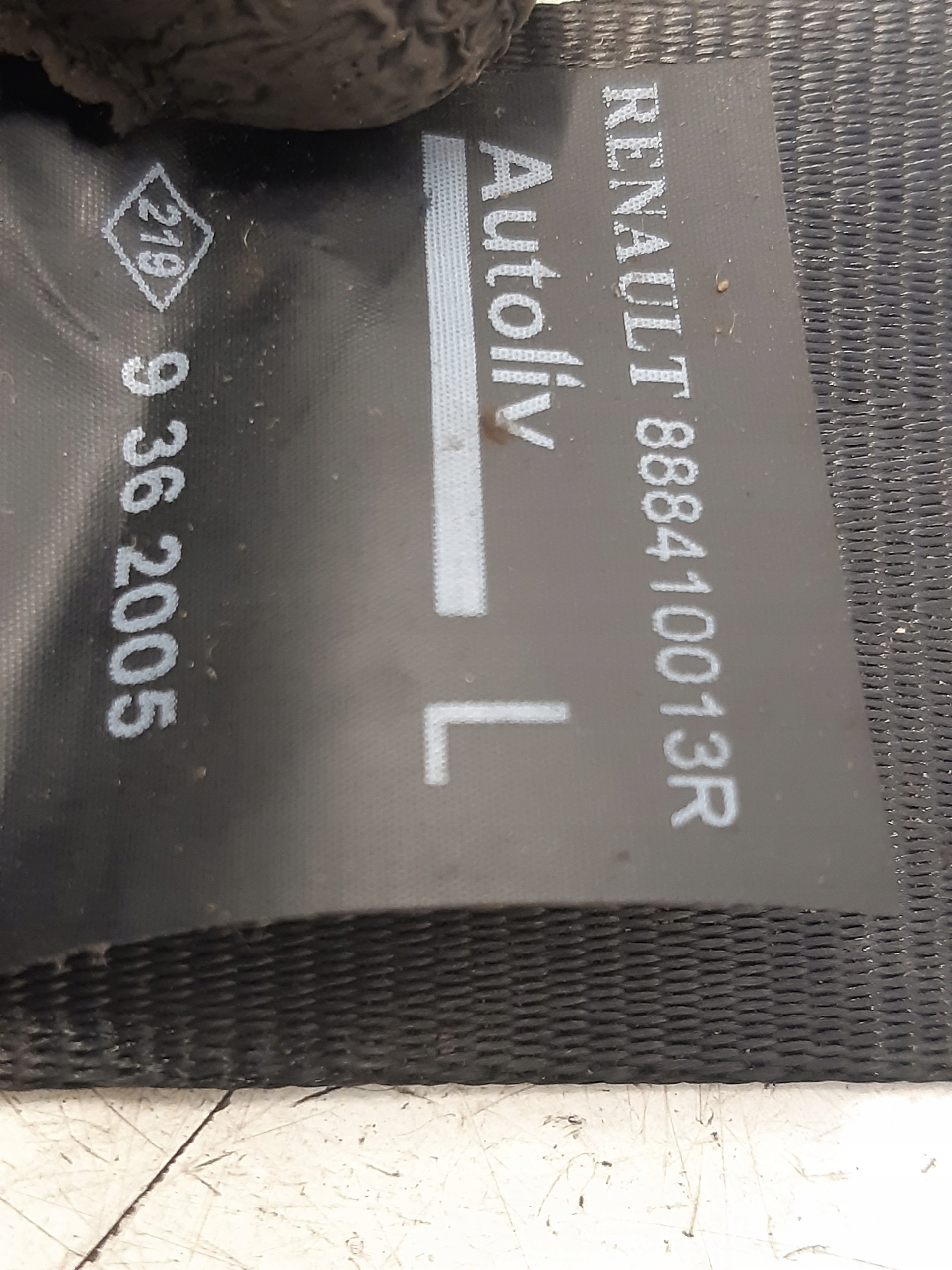 Gurten Sicherheits links heck 888410013R Renault Megane III