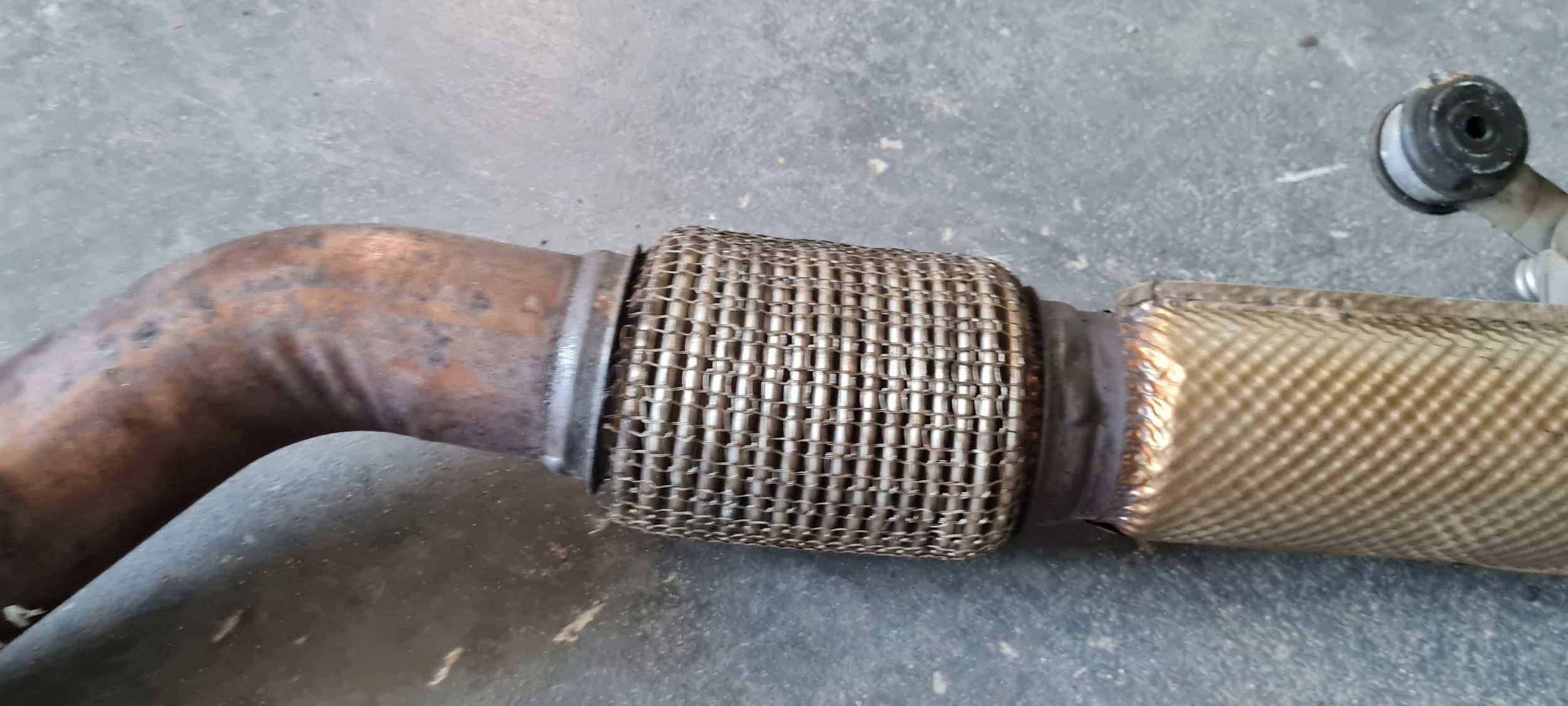 S4 B9 8W pipe exhaust net right 3.0 TFSI 8W0253211C S5 8W