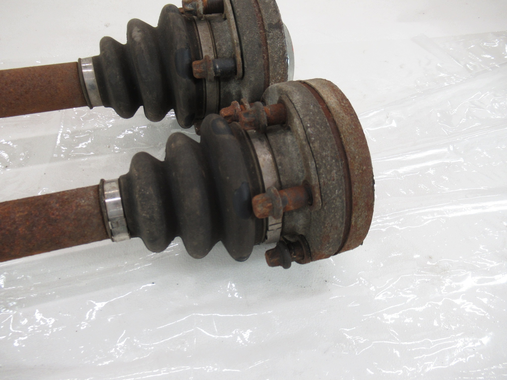 semi-axis rear part left right BMW 5 E60 E612.5 3.0 M54 N52 petrol 7521131 2szt.