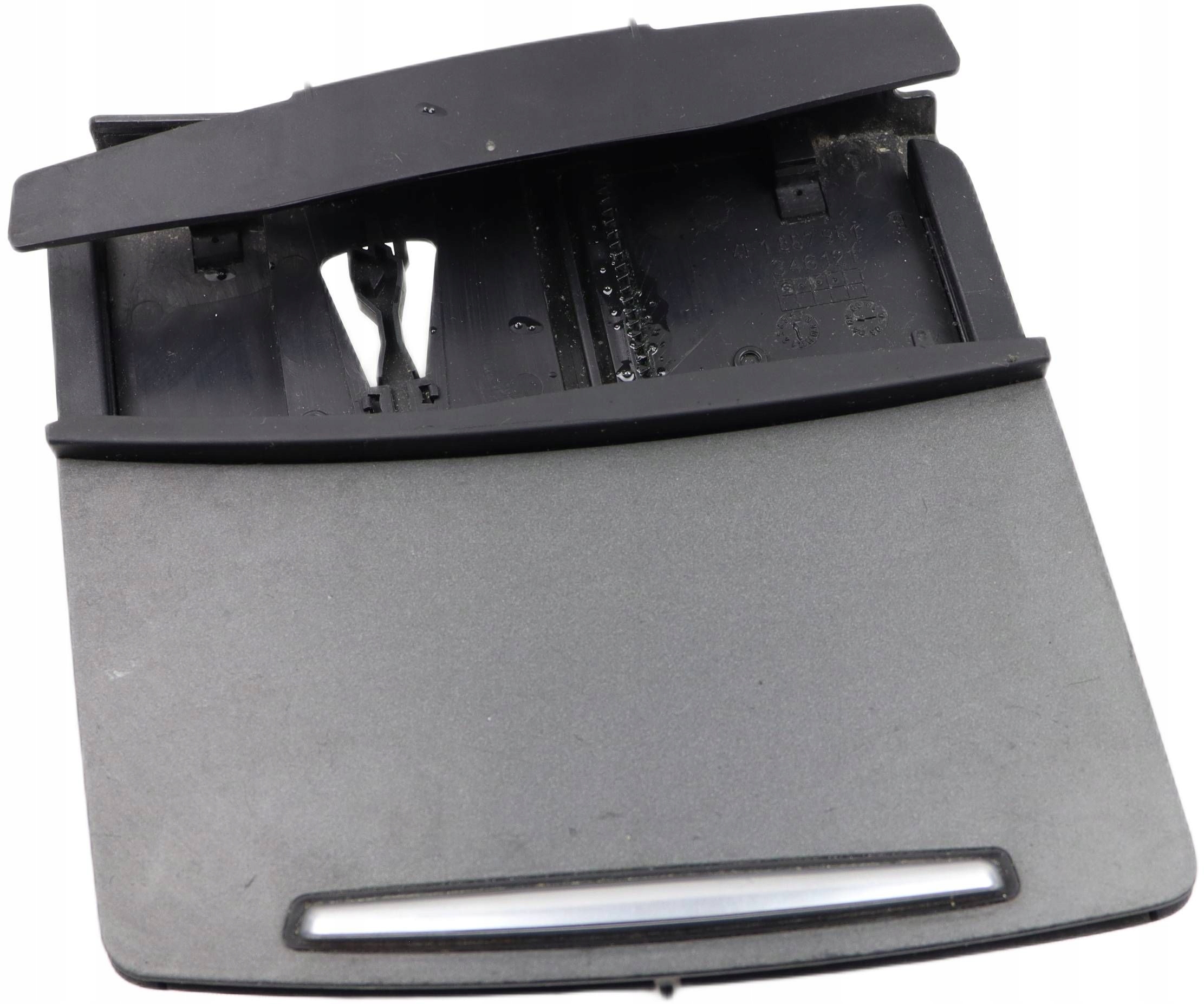 AUDI A6 C6 ashtray front front 4F1857951C 4F1857951