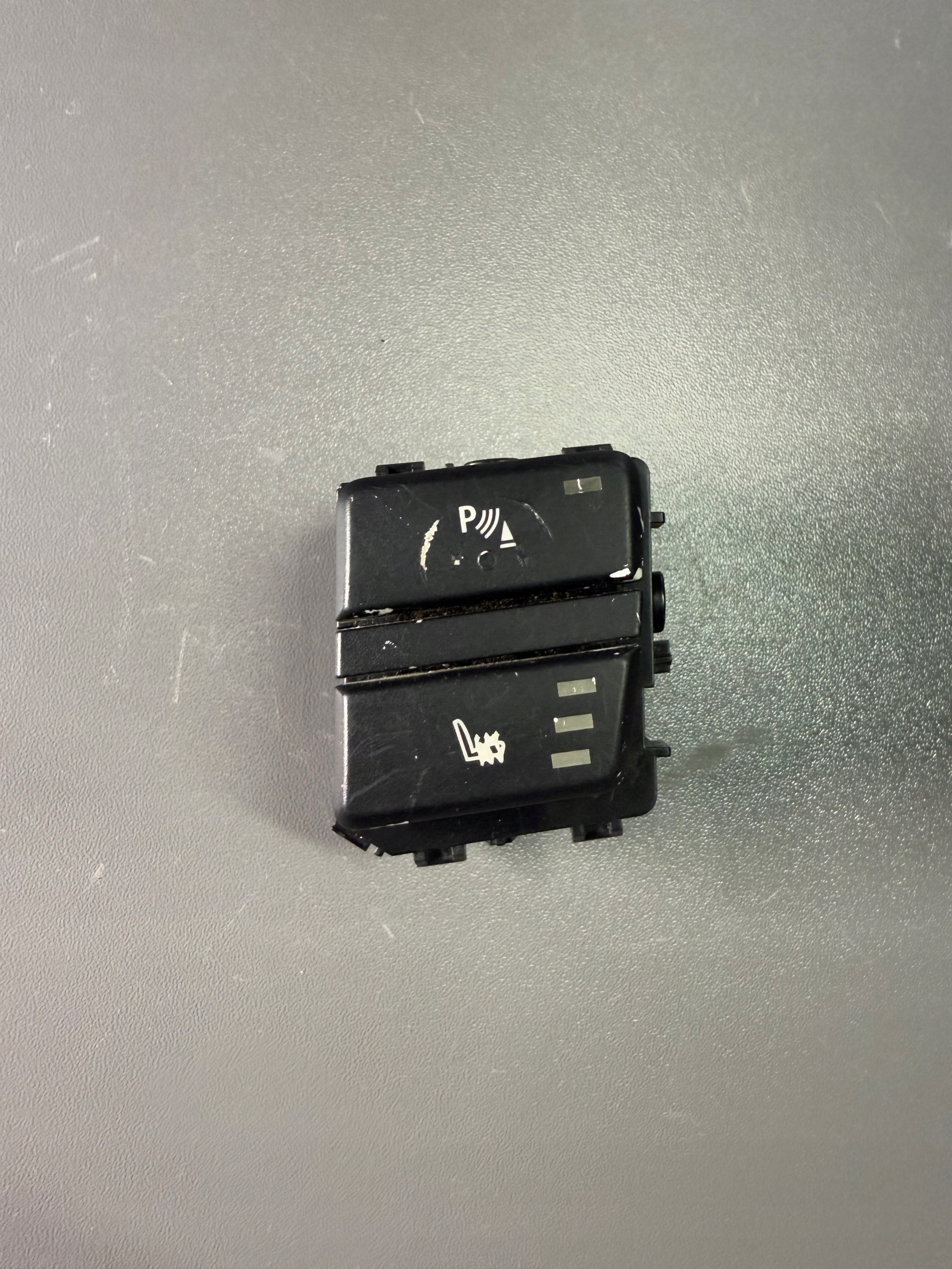 PANEL Schalter PDC GRZANIA SITZ BMW E60 E61 9159077