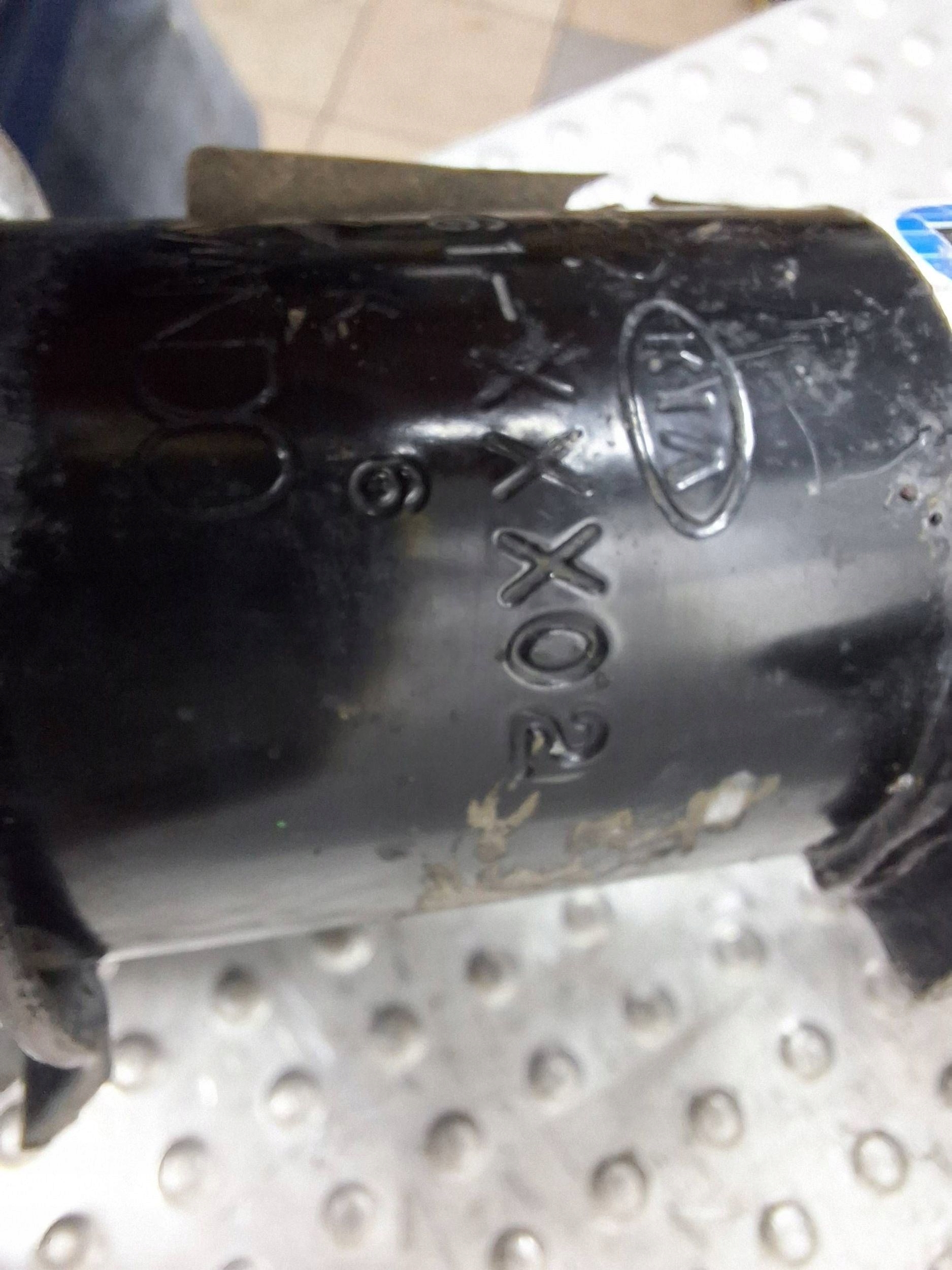 shock absorber right front KIA NIRO and 16-22 54661-G5200