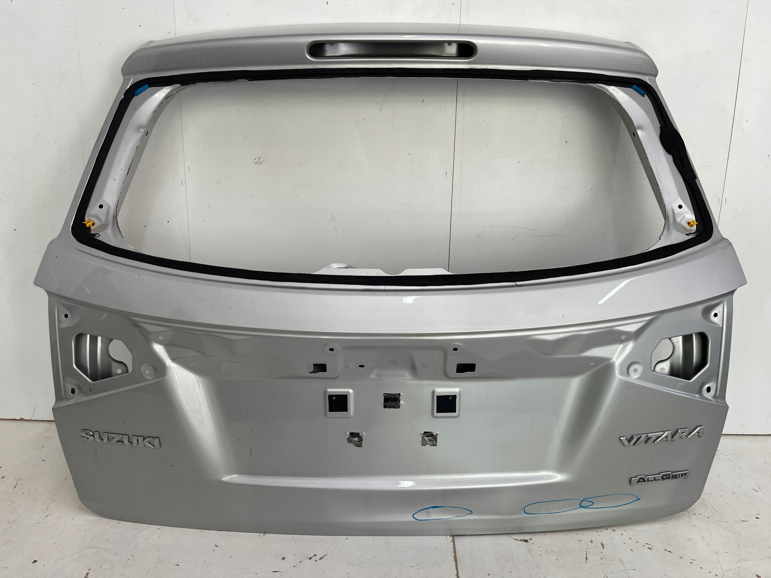 boot door rear boot Suzuki Vitara III 3 (LY) 15