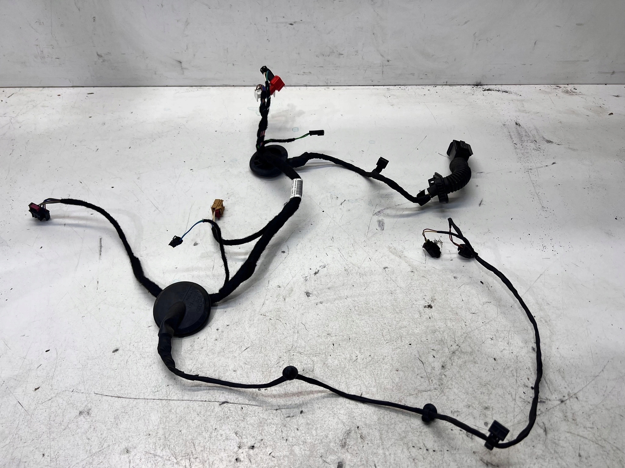 bundle door left right rear part AUDI A6 C8 4K5971687BG