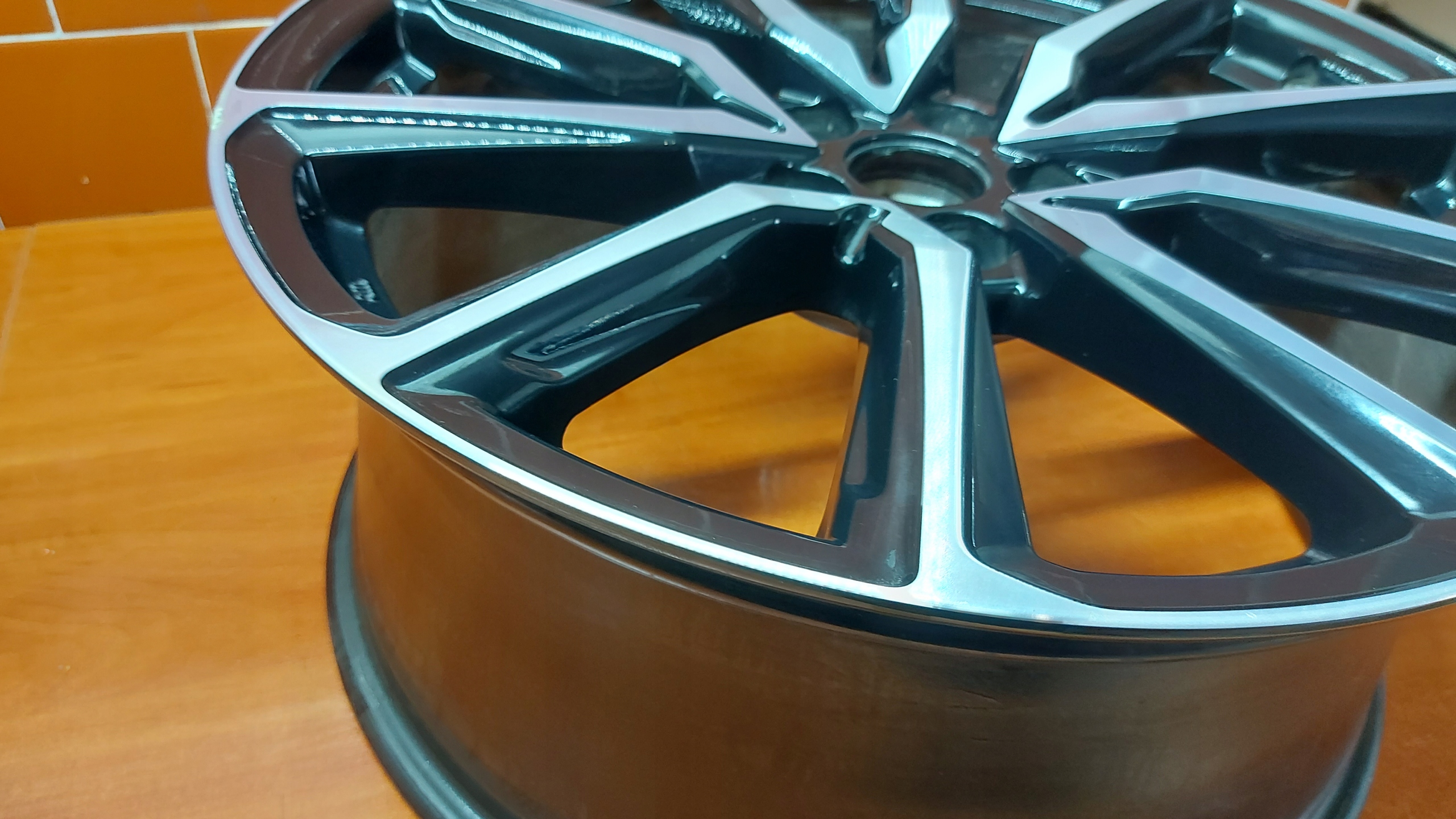disk disk 20'' TOYOTA HIGHLANDER 8.5x20 5x114.3 ET45 RAV4 C-HR