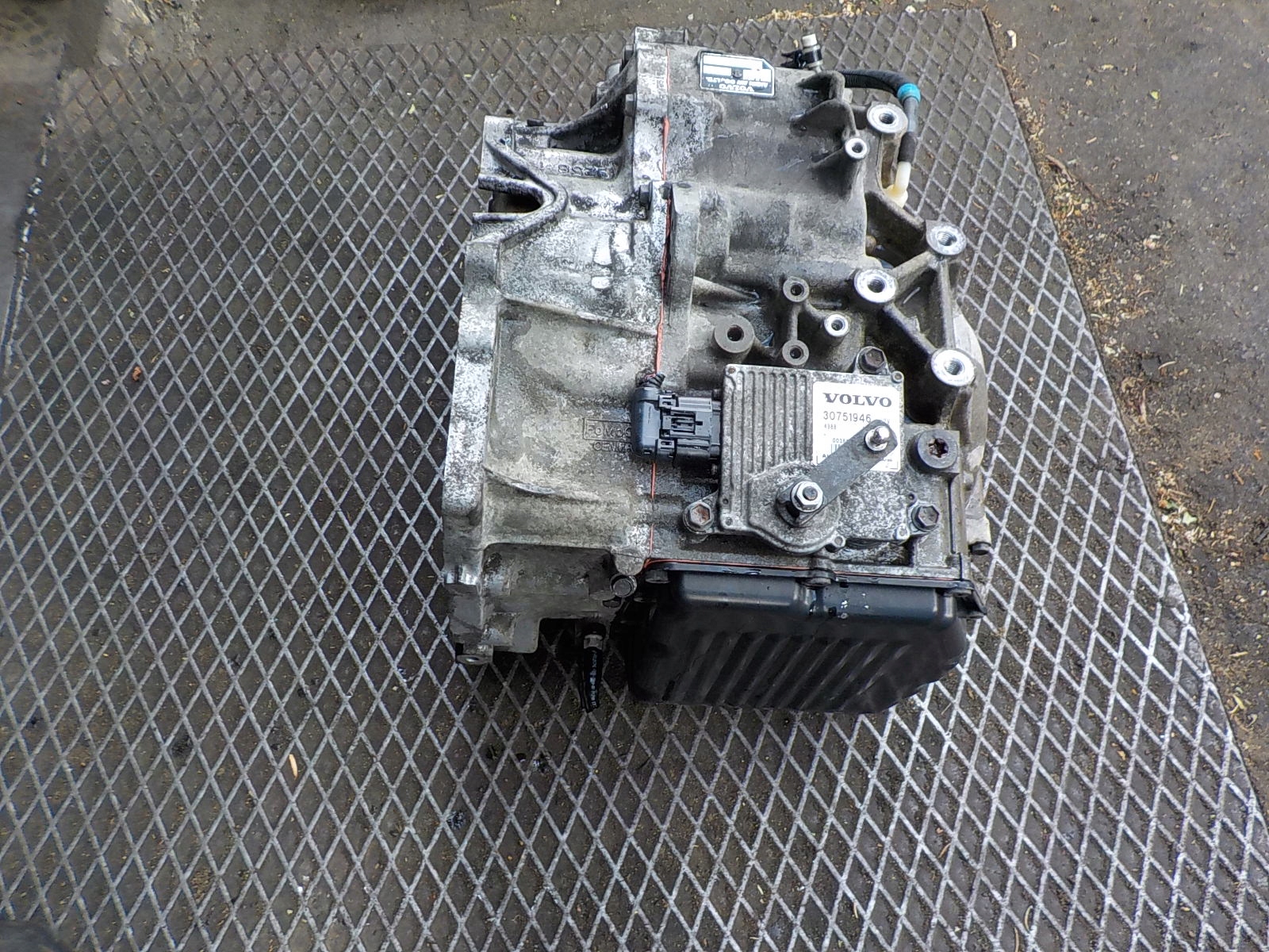 VOLVO V70 e 2.4 D5 ORG CAMBIO TF-80SC 30751903