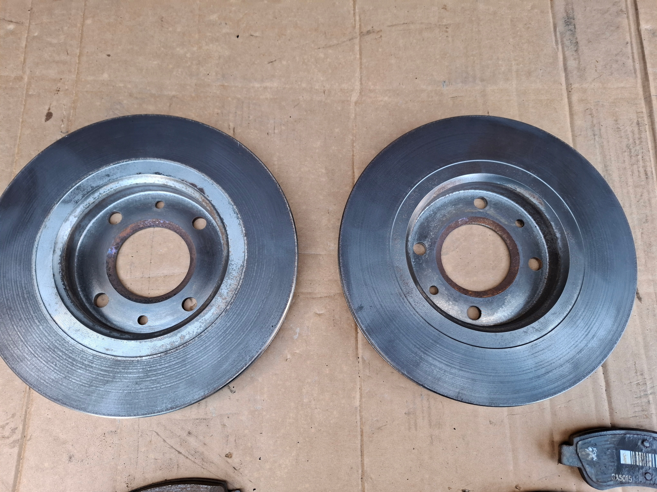 discs plates front PEUGEOT 2008 and