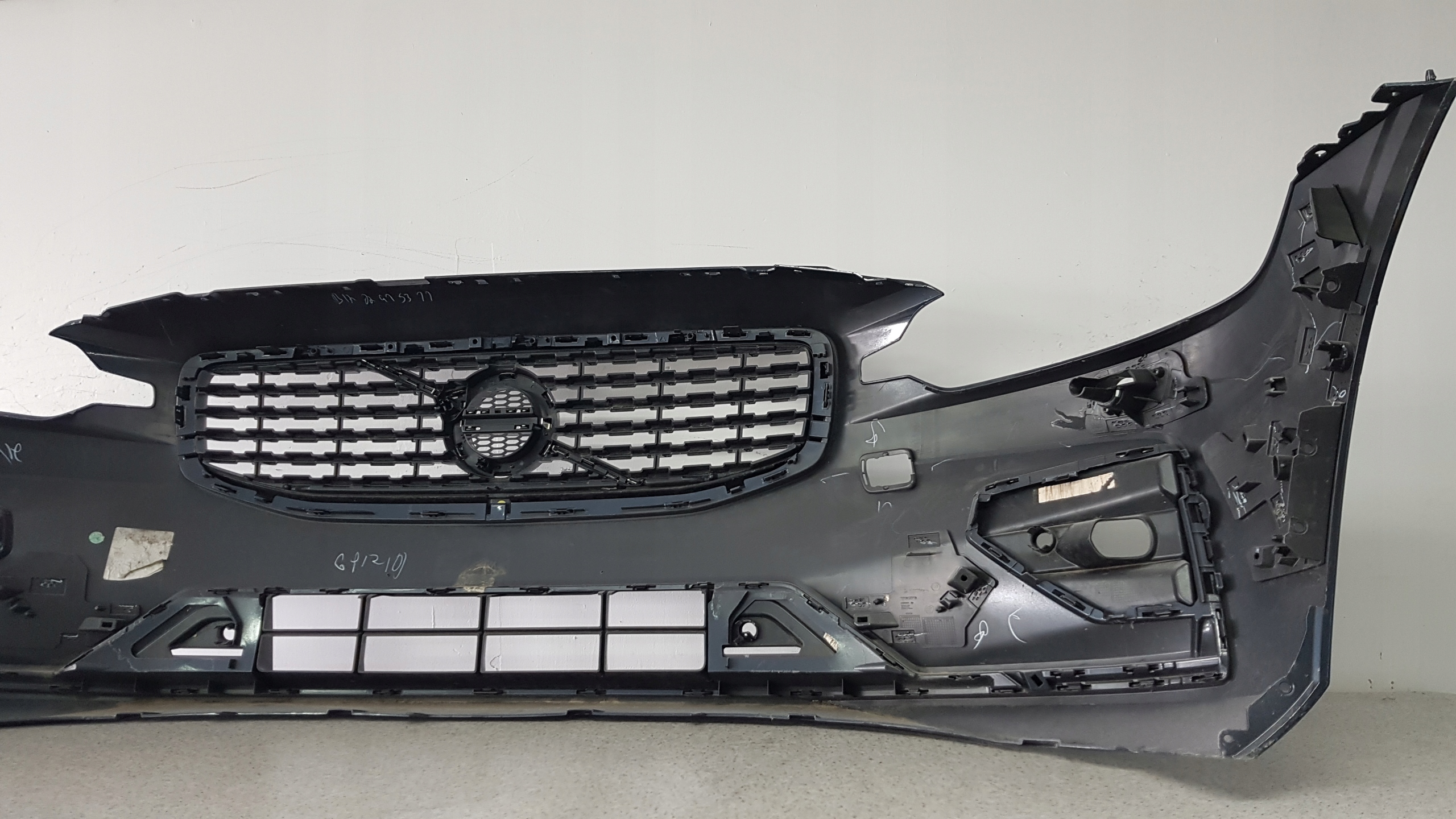 VOLVO S60 V 60 R design 2018 - bumper front 6693